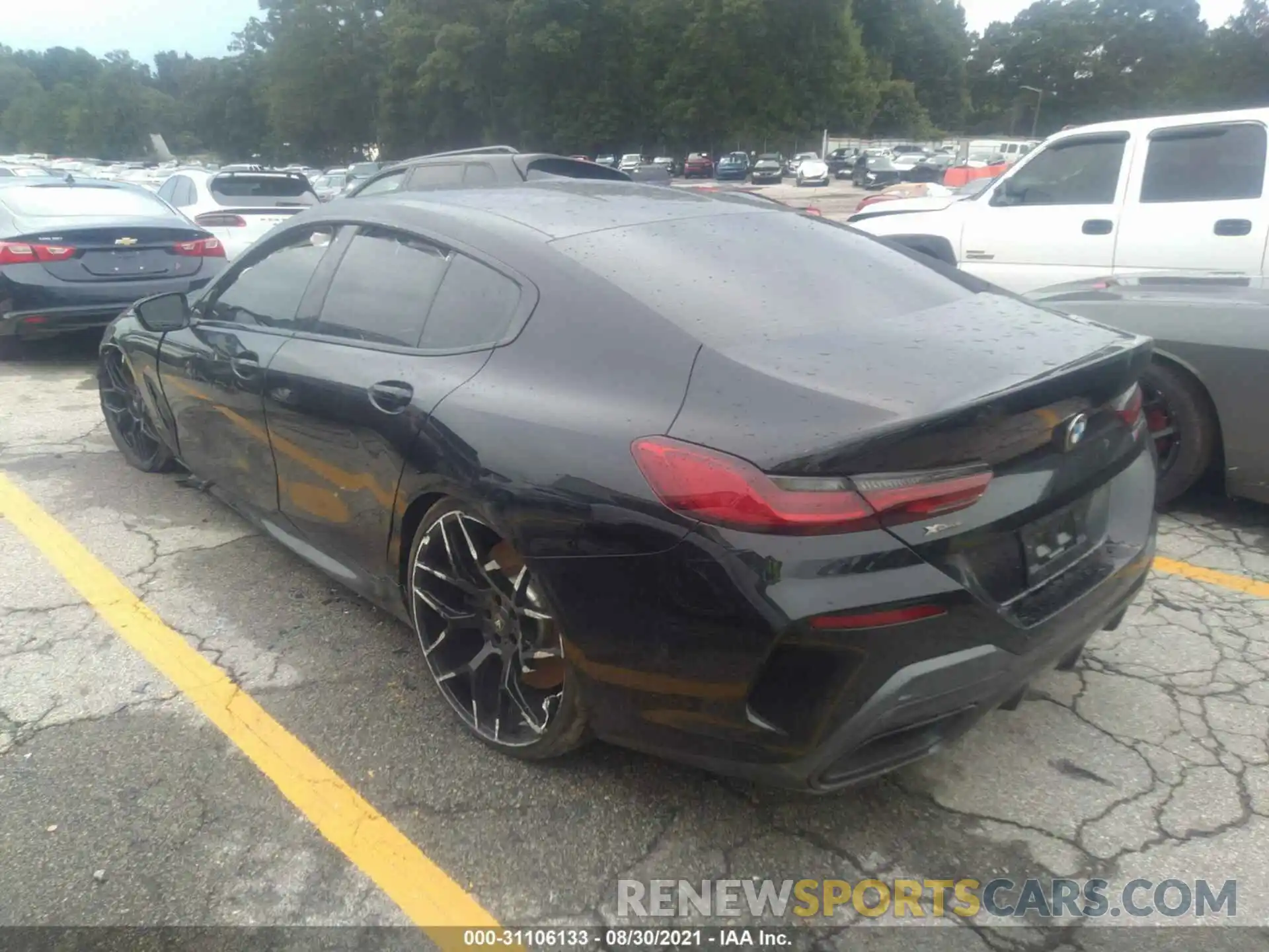 3 Photograph of a damaged car WBAGV8C0XMCF26554 BMW 8 SERIES 2021