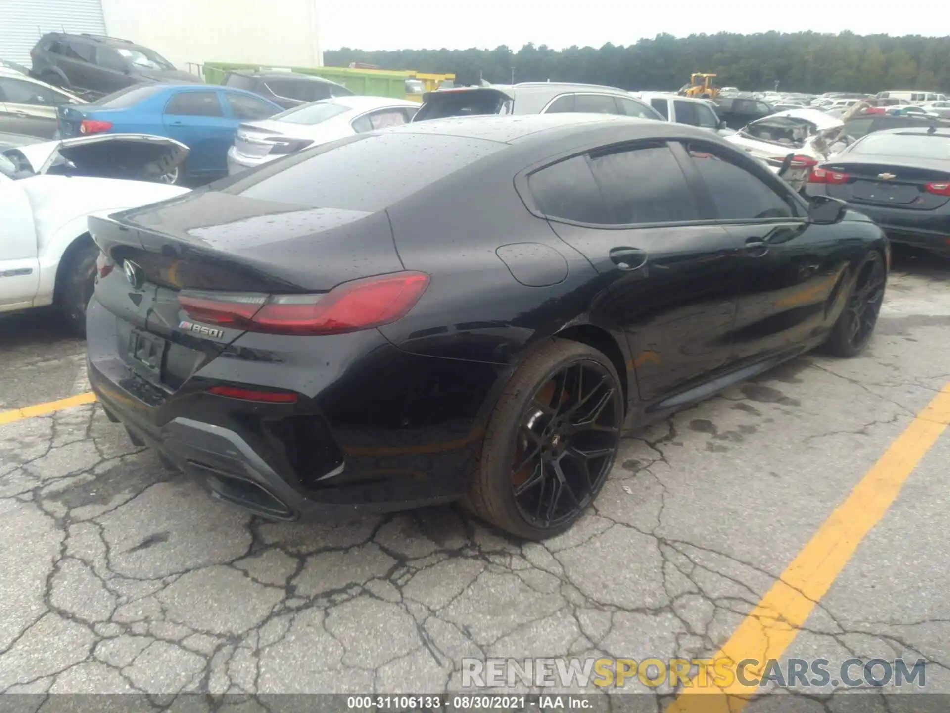 4 Photograph of a damaged car WBAGV8C0XMCF26554 BMW 8 SERIES 2021