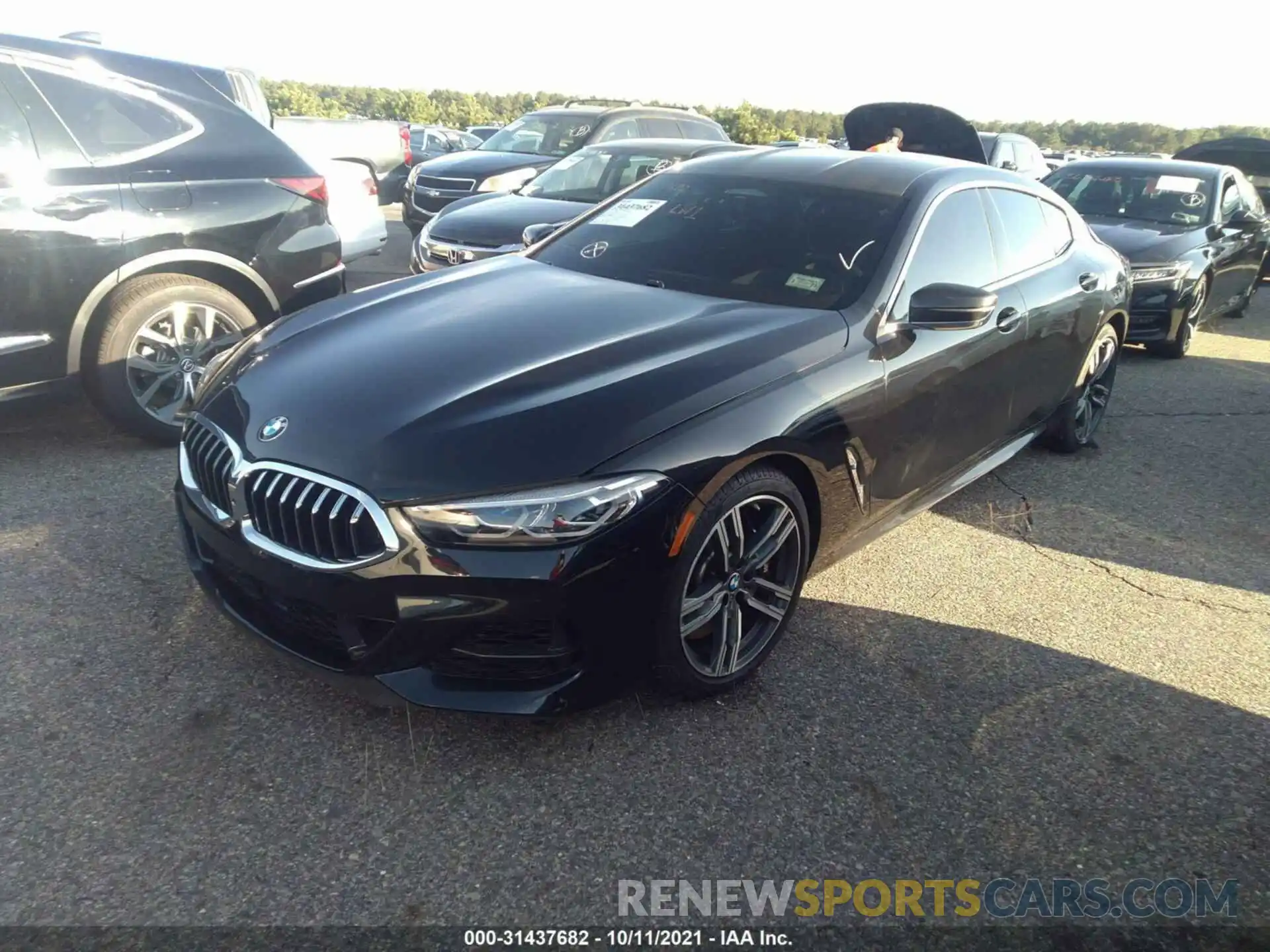 2 Photograph of a damaged car WBAGV8C0XMCF51700 BMW 8 SERIES 2021