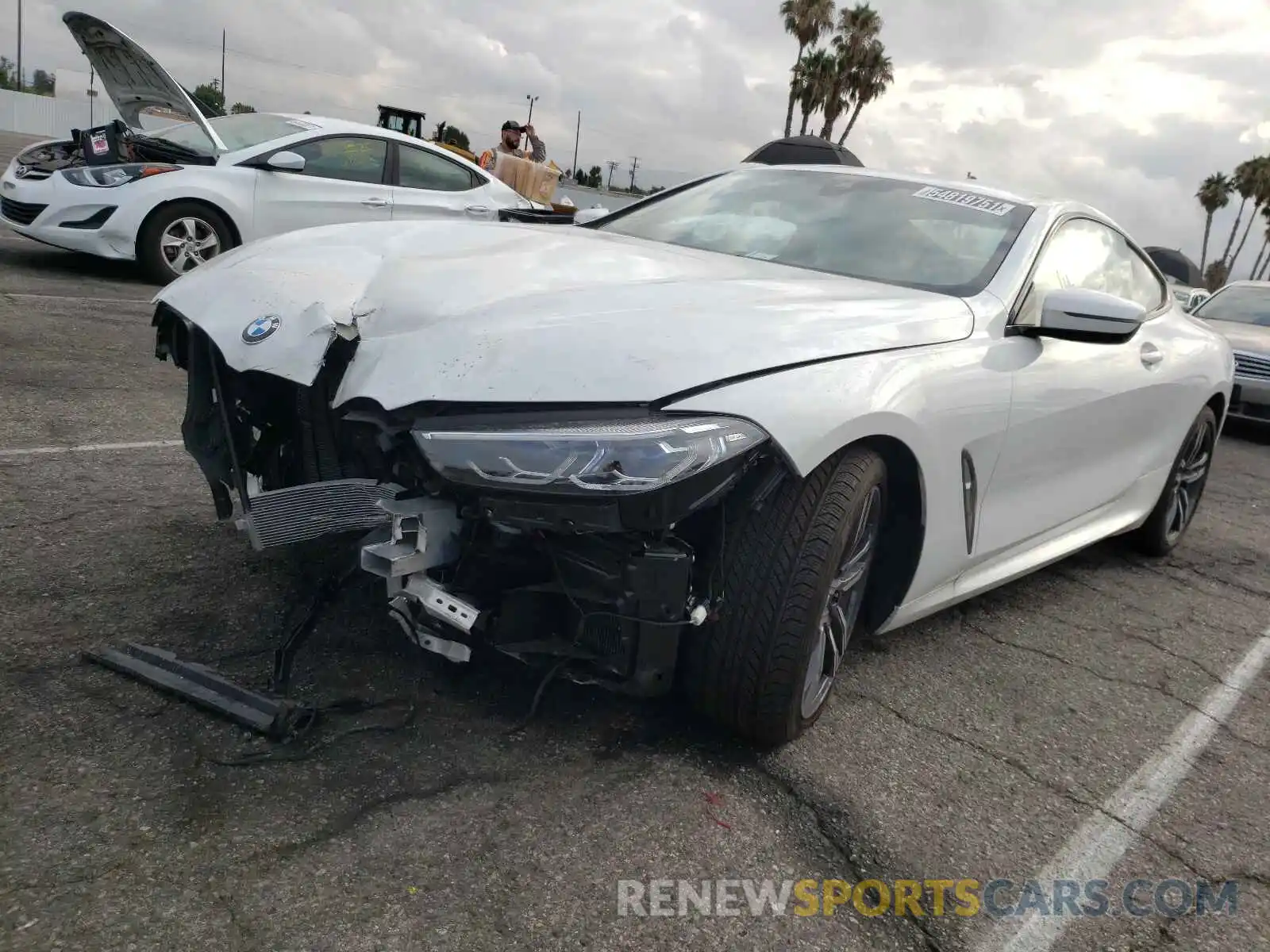 2 Photograph of a damaged car WBAAE2C09NCH03843 BMW 8 SERIES 2022