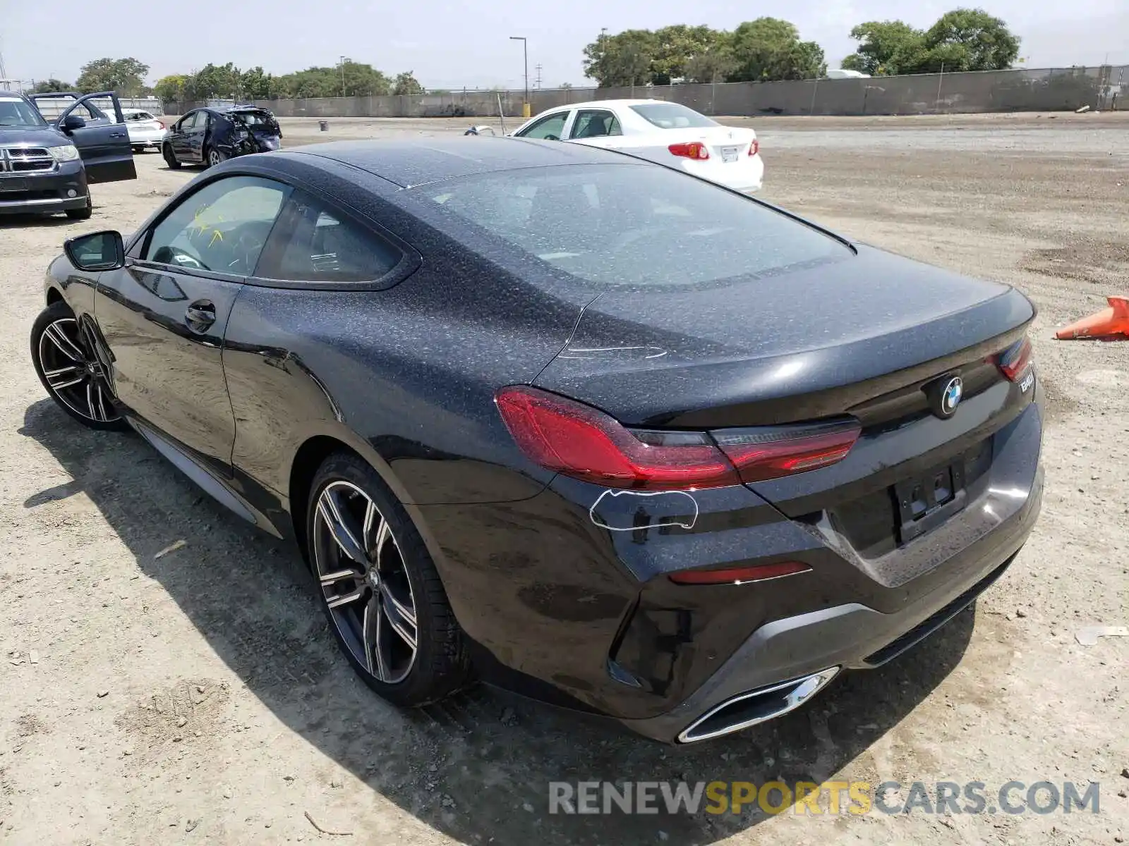 3 Photograph of a damaged car WBAAE2C0XNCH07660 BMW 8 SERIES 2022