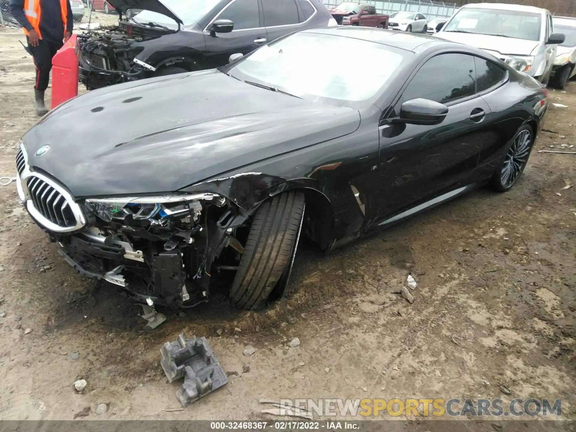 2 Photograph of a damaged car WBAAE4C06NCG94014 BMW 8 SERIES 2022