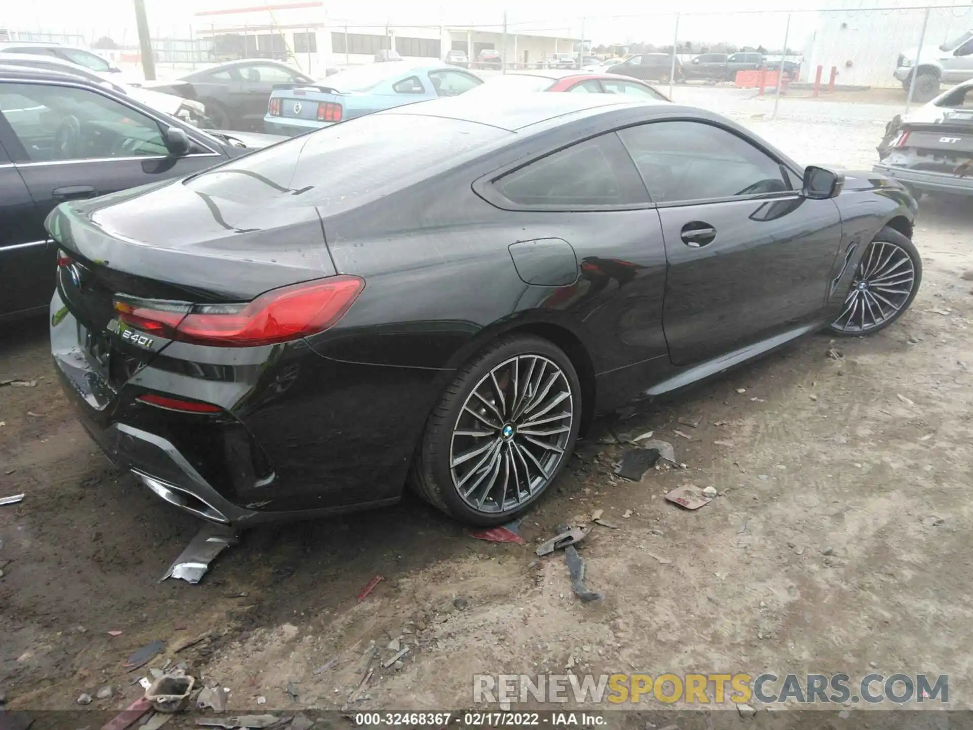 4 Photograph of a damaged car WBAAE4C06NCG94014 BMW 8 SERIES 2022