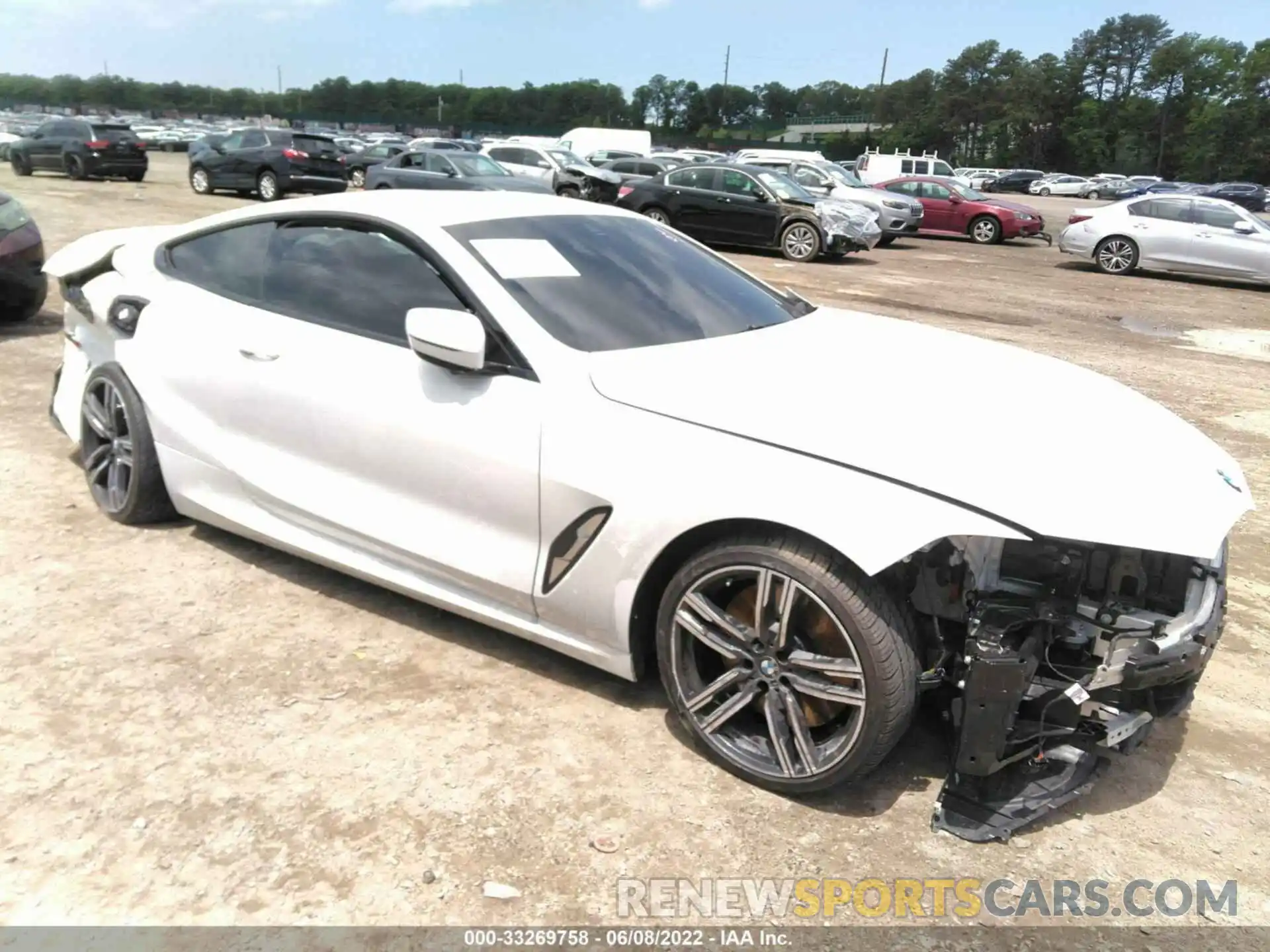 1 Photograph of a damaged car WBAAE4C06NCH95165 BMW 8 SERIES 2022