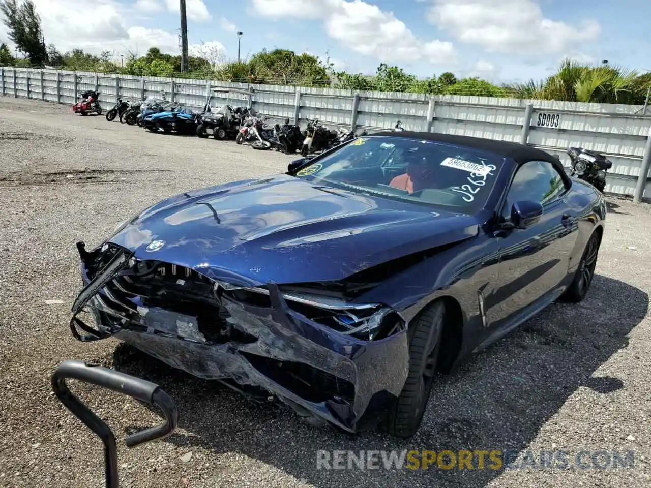 2 Photograph of a damaged car WBADZ2C04NCJ26346 BMW 8 SERIES 2022