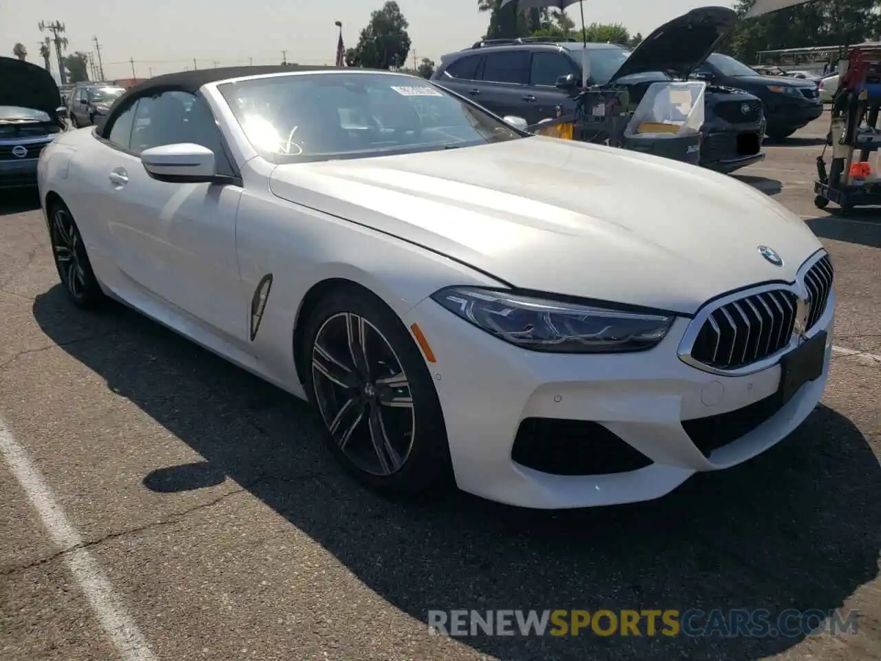 1 Photograph of a damaged car WBADZ2C06NCH09164 BMW 8 SERIES 2022