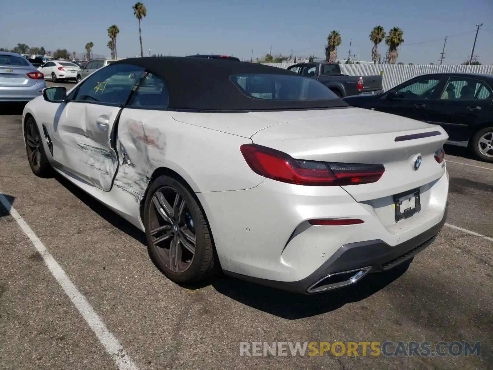 3 Photograph of a damaged car WBADZ2C06NCH09164 BMW 8 SERIES 2022