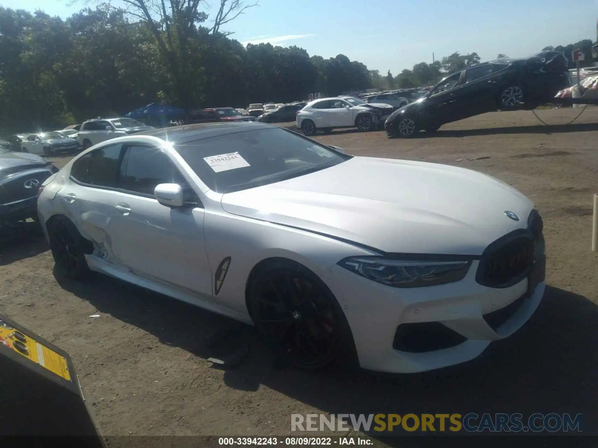 1 Photograph of a damaged car WBAGV4C09NCH55480 BMW 8 SERIES 2022