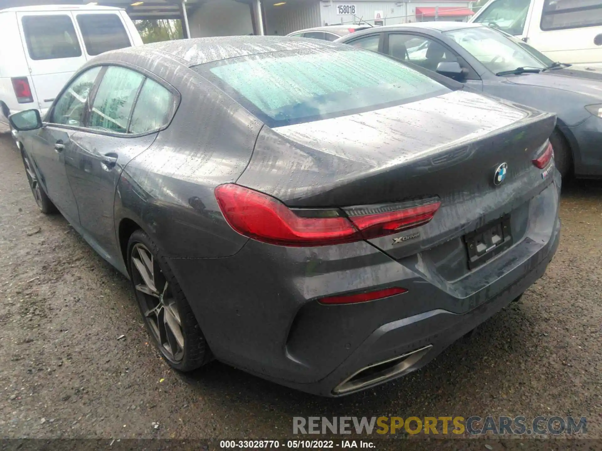 3 Photograph of a damaged car WBAGV8C01NCH58932 BMW 8 SERIES 2022