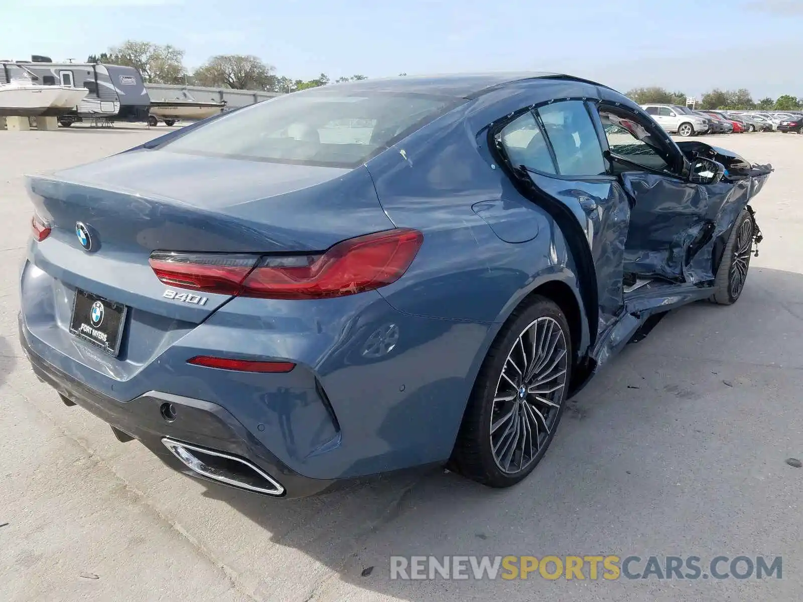 4 Photograph of a damaged car WBAGV2C0XLCD38161 BMW 840I 2020