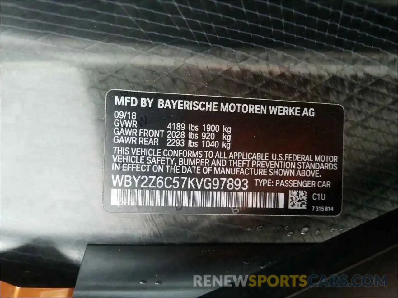 10 Photograph of a damaged car WBY2Z6C57KVG97893 BMW I SERIES 2019