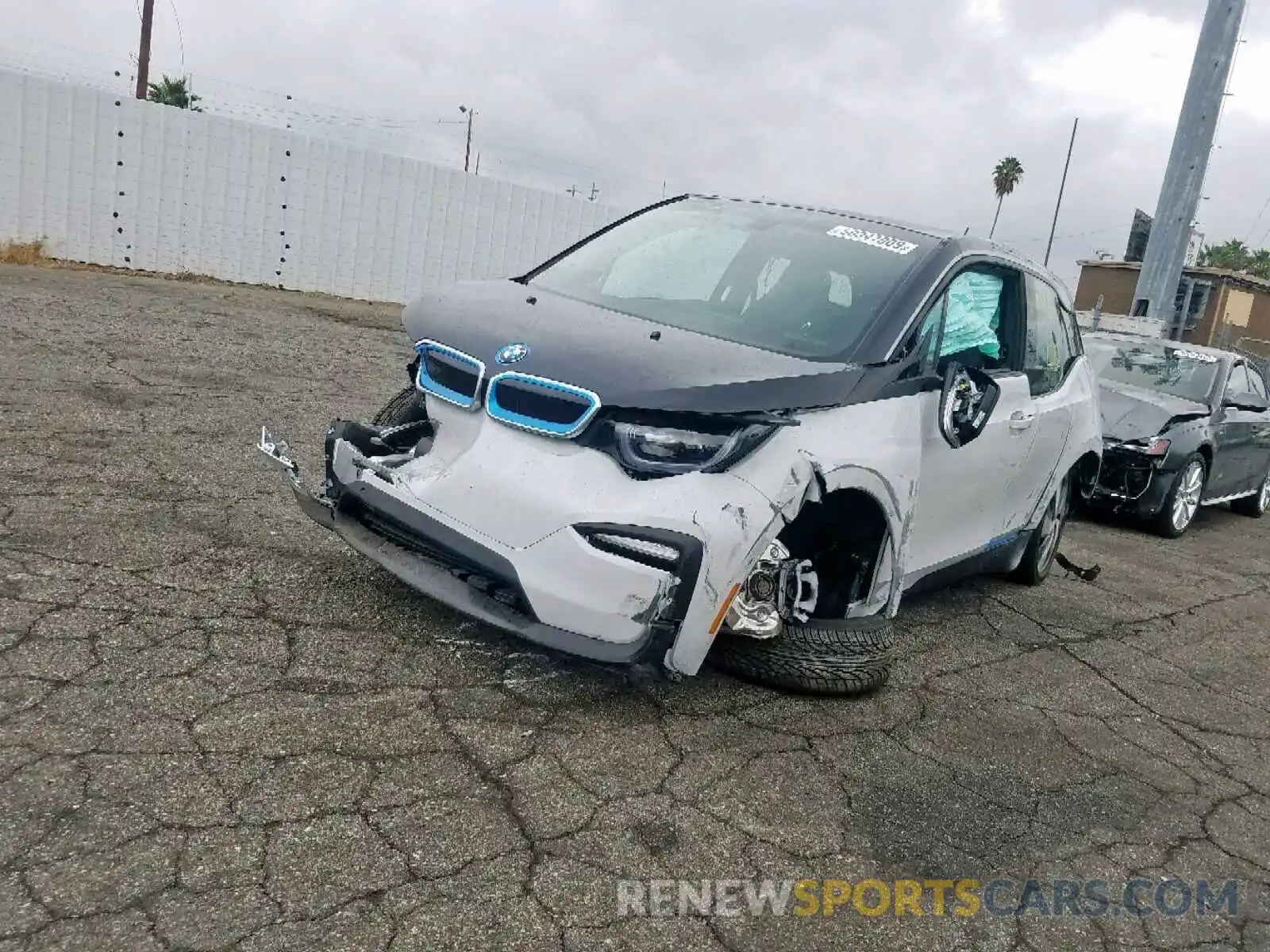 2 Photograph of a damaged car WBY8P4C52K7E14146 BMW I SERIES 2019