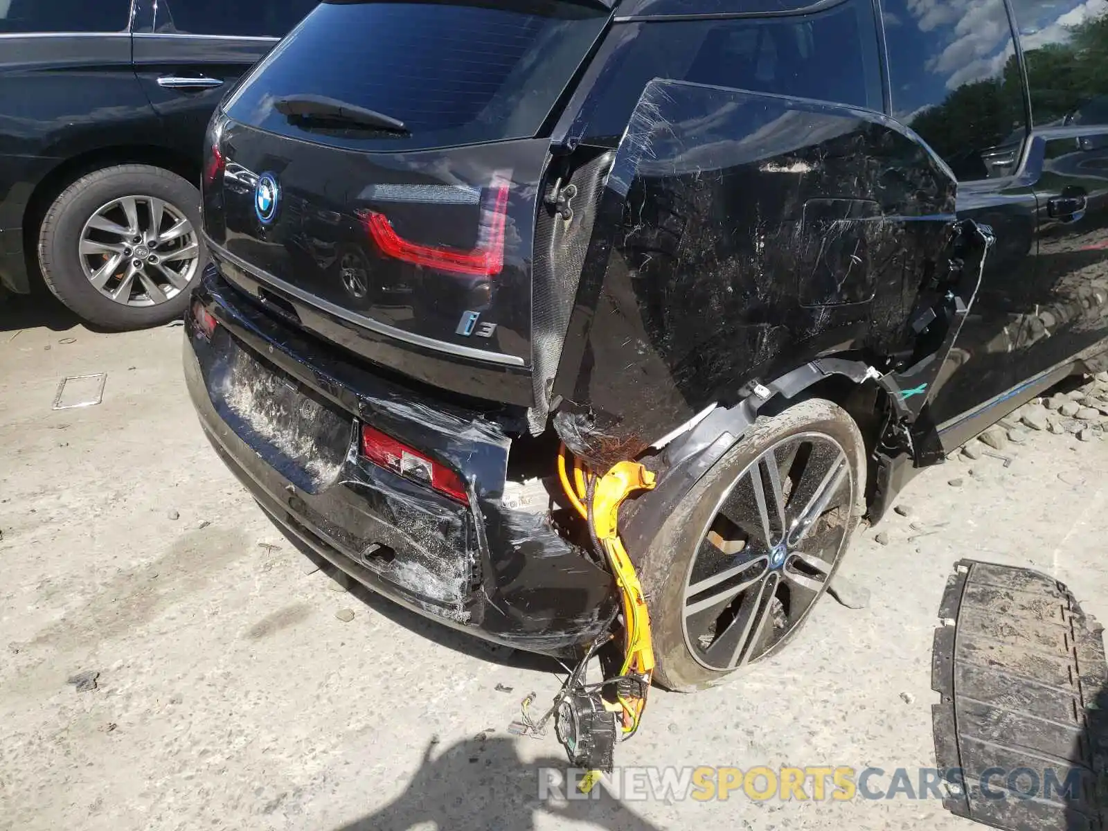 9 Photograph of a damaged car WBY8P4C55K7D30662 BMW I SERIES 2019