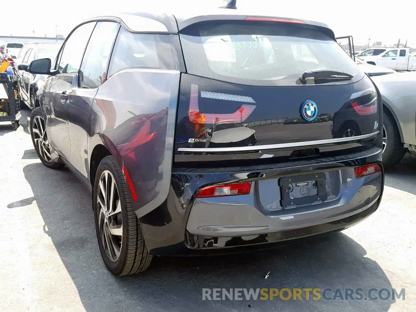 3 Photograph of a damaged car WBY8P4C5XK7D18104 BMW I SERIES 2019