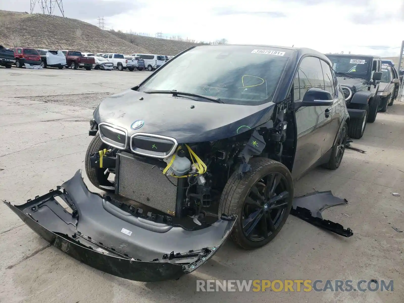2 Фотография поврежденного автомобиля WBY8P8C54K7D02052 BMW I SERIES 2019