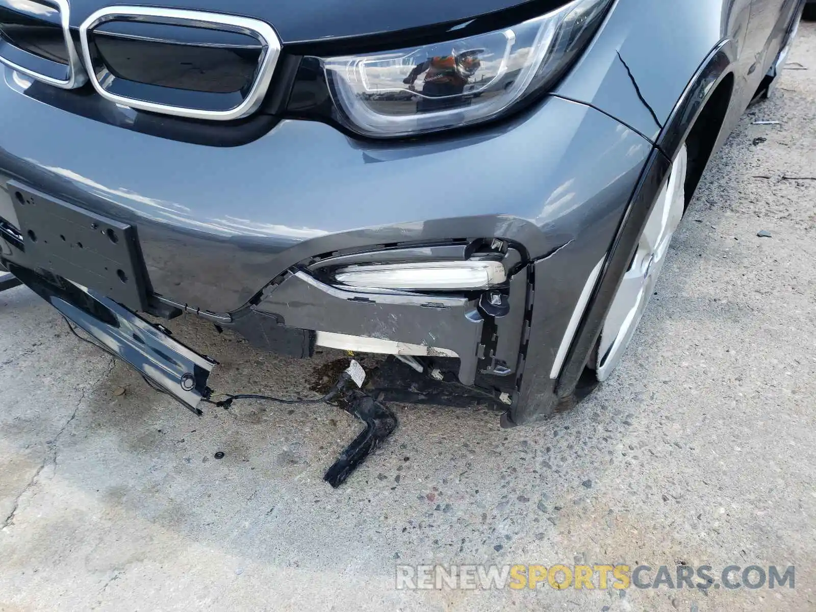 9 Photograph of a damaged car WBY8P8C58K7E47949 BMW I SERIES 2019