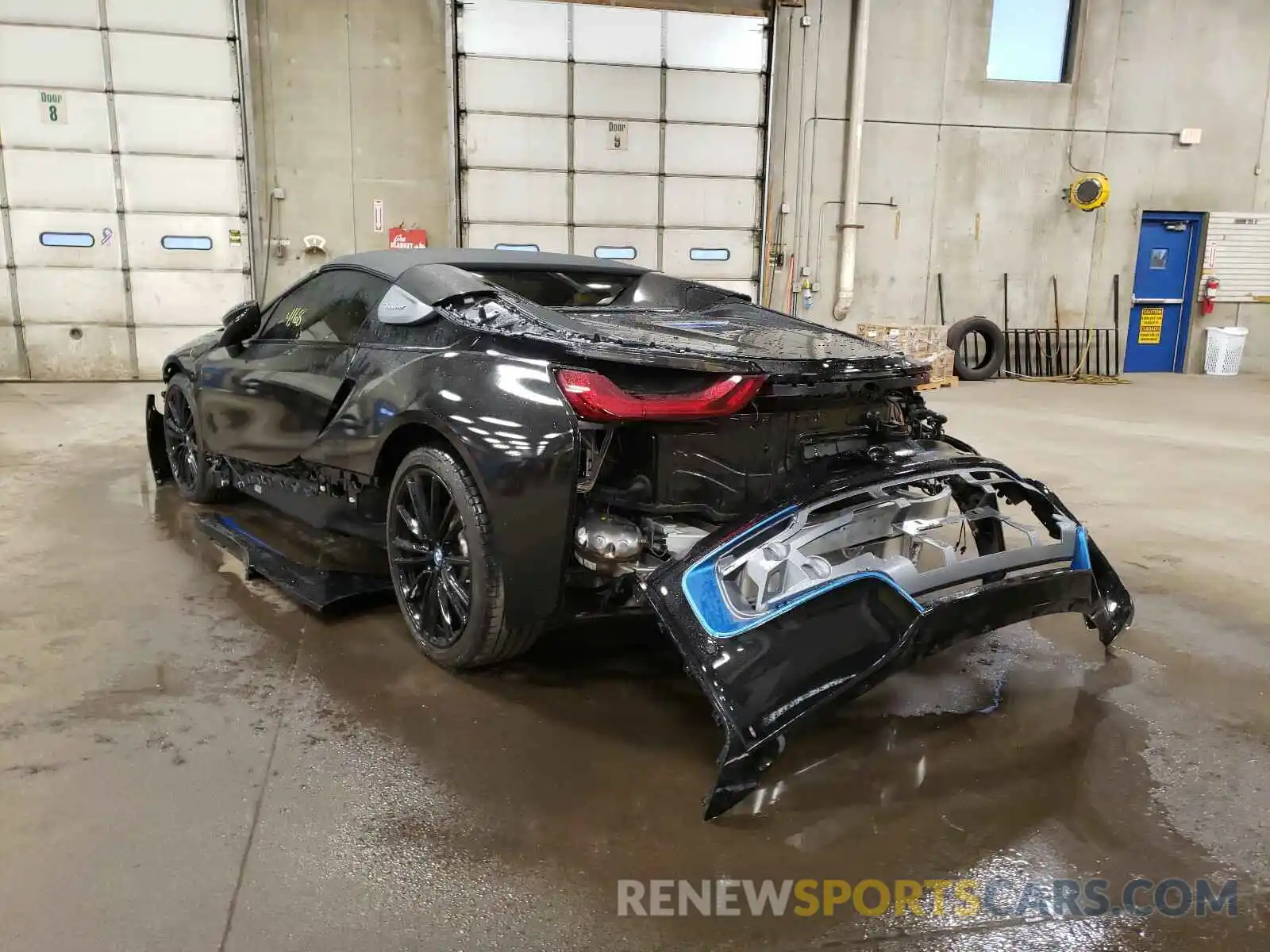 3 Фотография поврежденного автомобиля WBY2Z6C03L7F67989 BMW I SERIES 2020