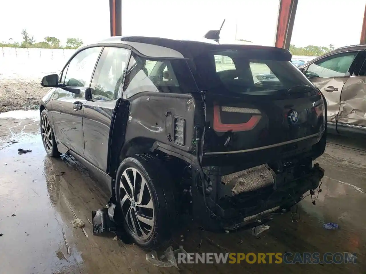 3 Photograph of a damaged car WBY8P4C07L7G30886 BMW I SERIES 2020