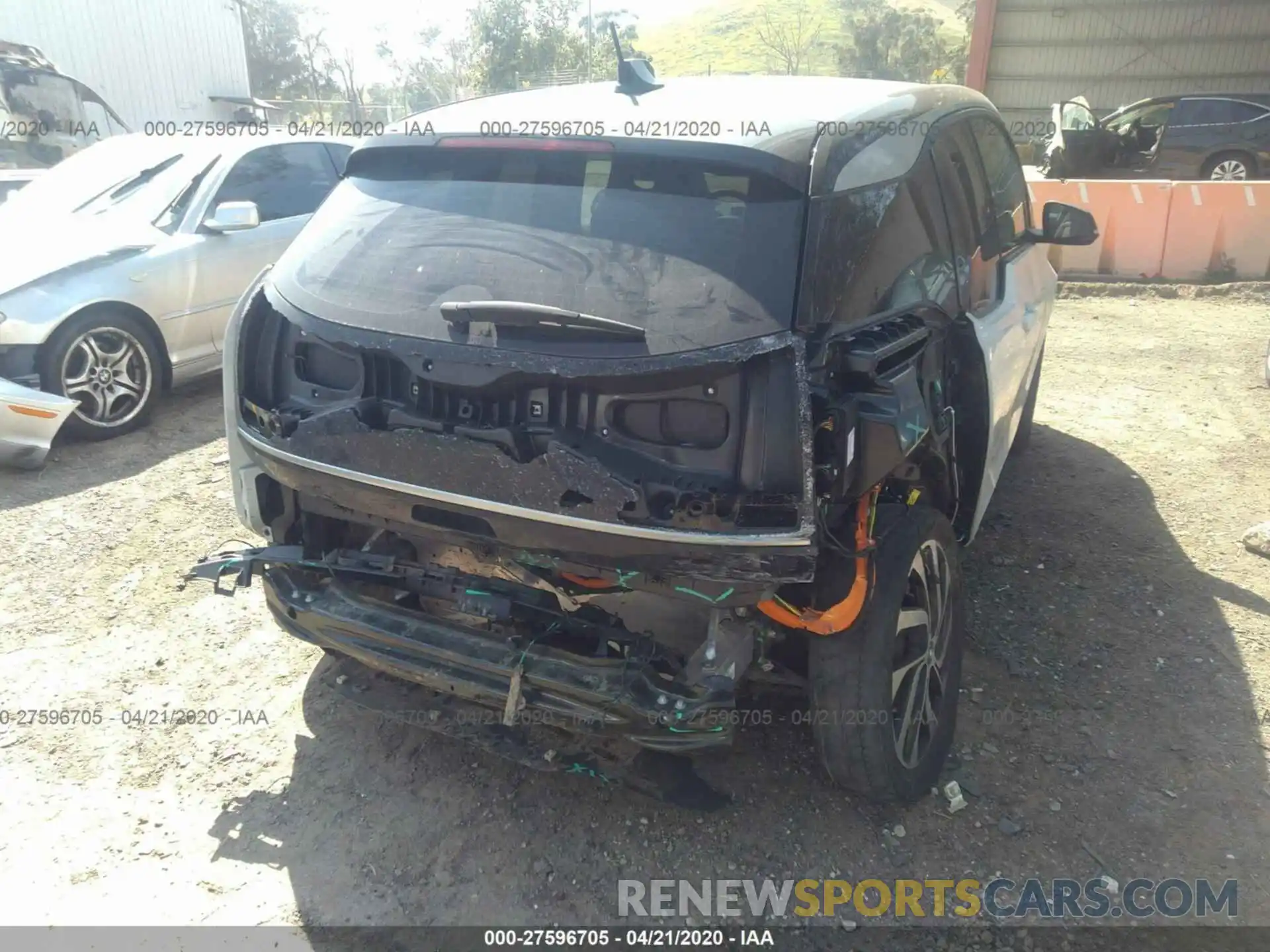 6 Photograph of a damaged car WBY8P2C56K7D23031 BMW I3 2019