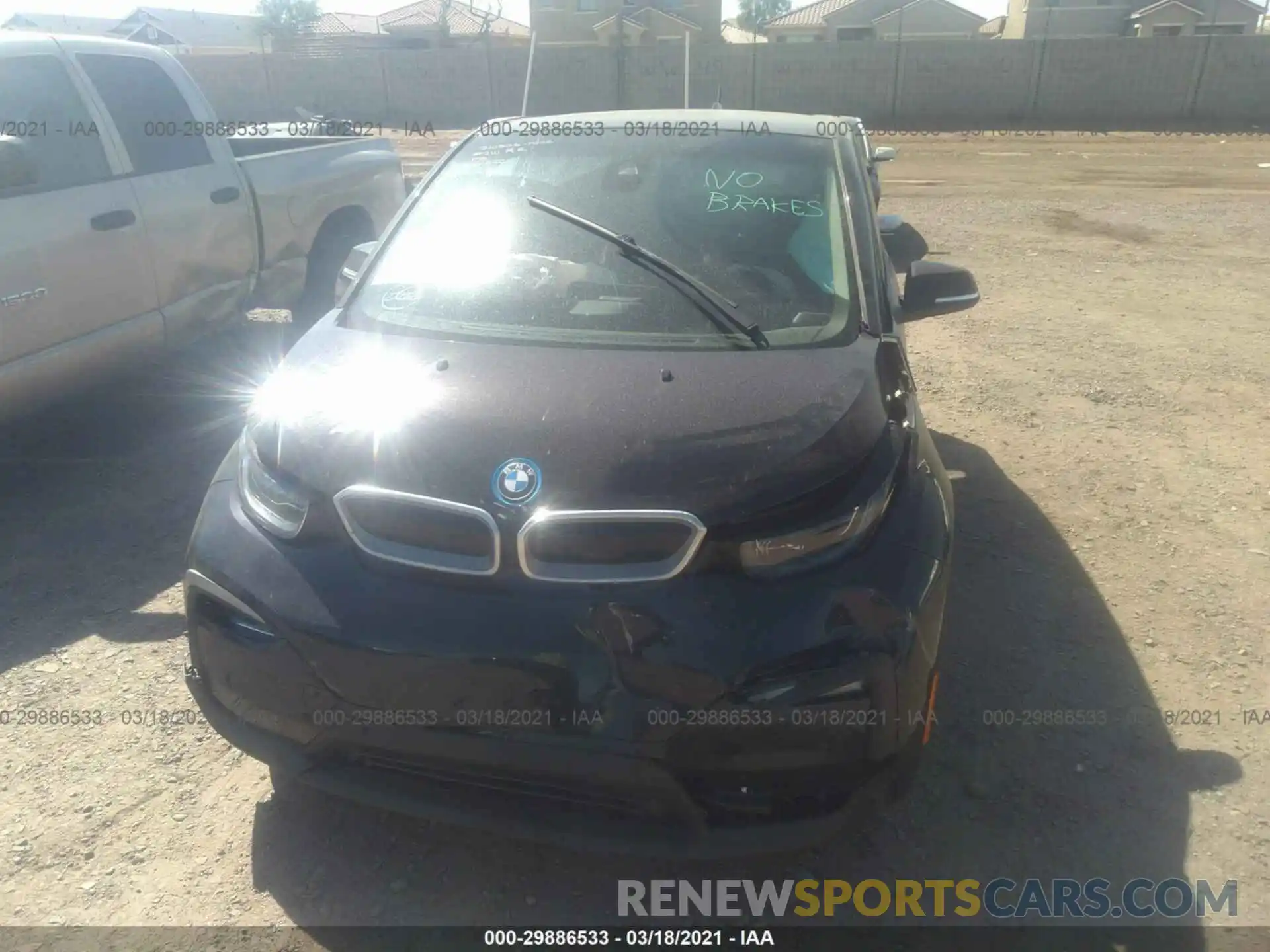 6 Photograph of a damaged car WBY8P2C57K7E19542 BMW I3 2019