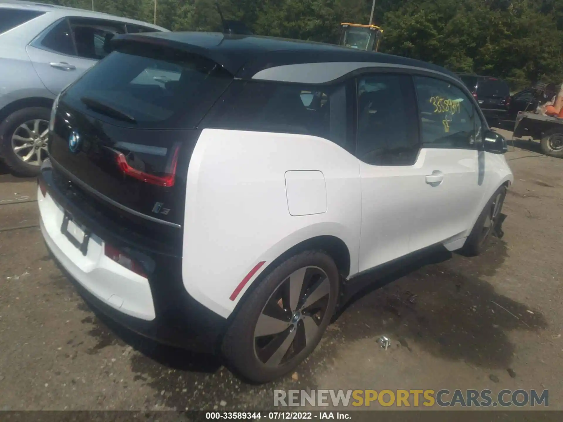 4 Photograph of a damaged car WBY8P2C59K7D19961 BMW I3 2019