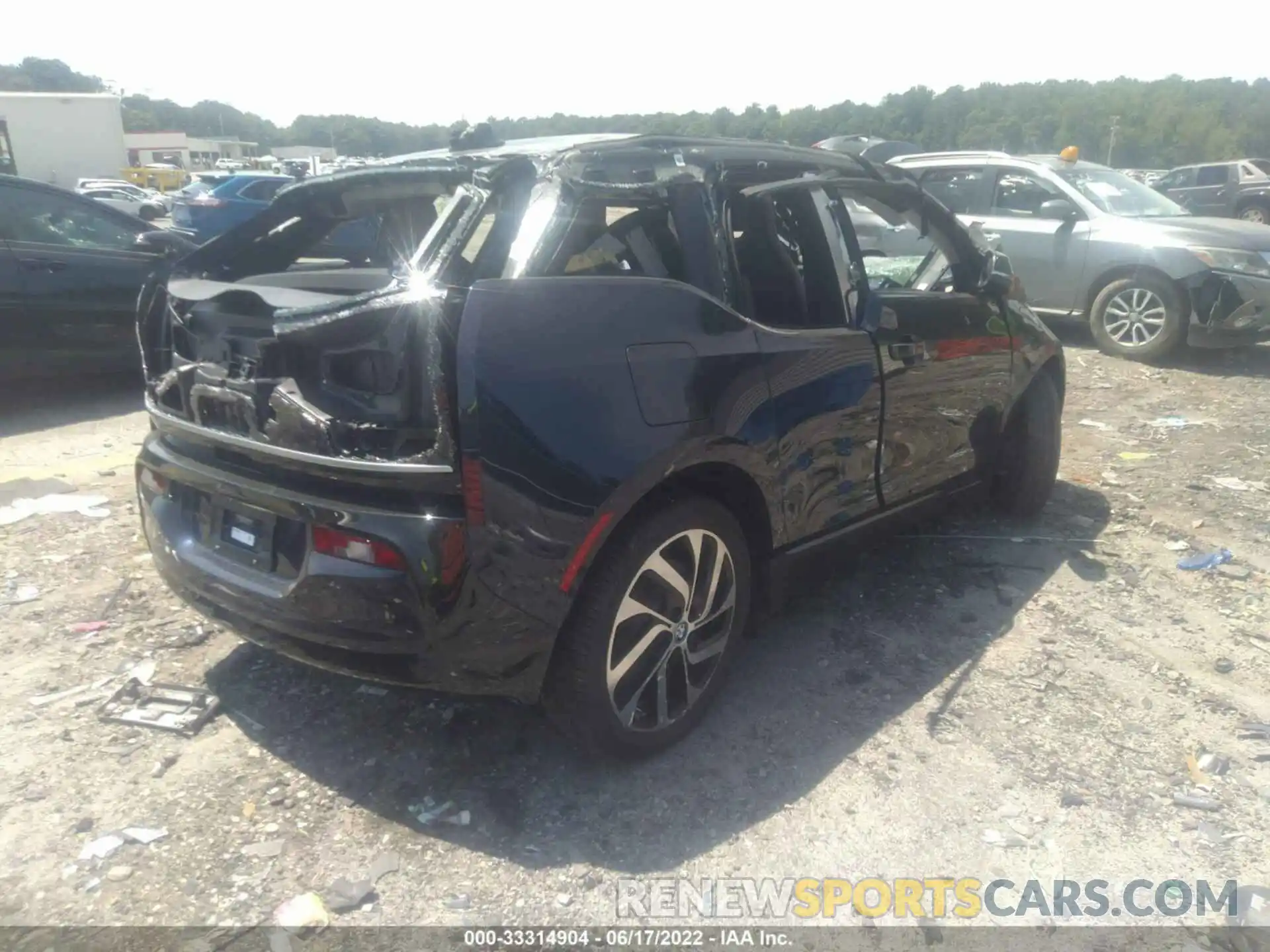 4 Photograph of a damaged car WBY8P4C50K7D19925 BMW I3 2019