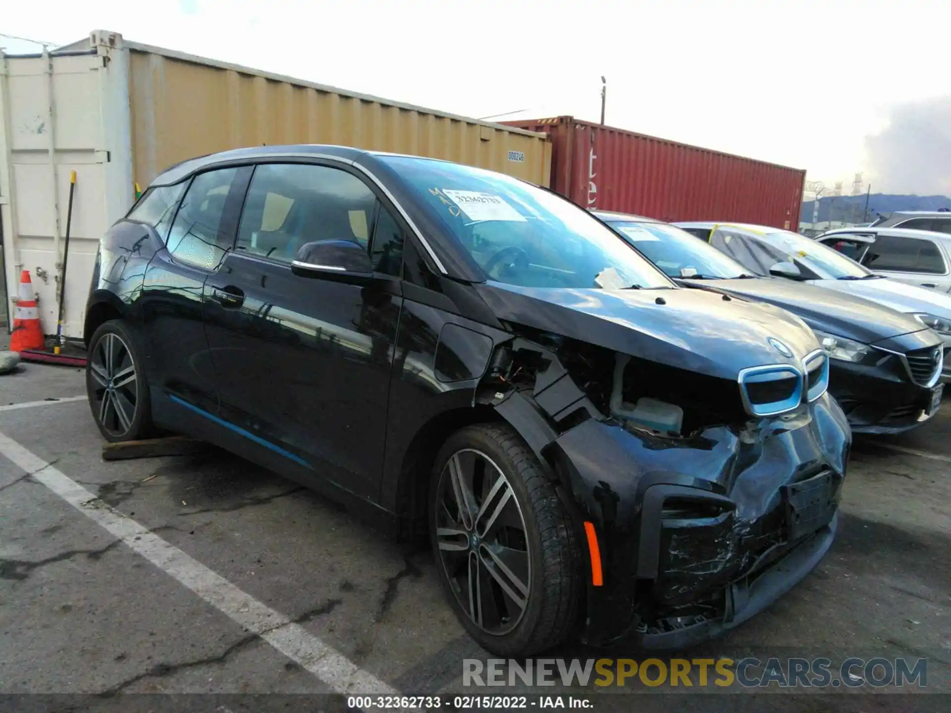 1 Photograph of a damaged car WBY8P4C50K7D66873 BMW I3 2019