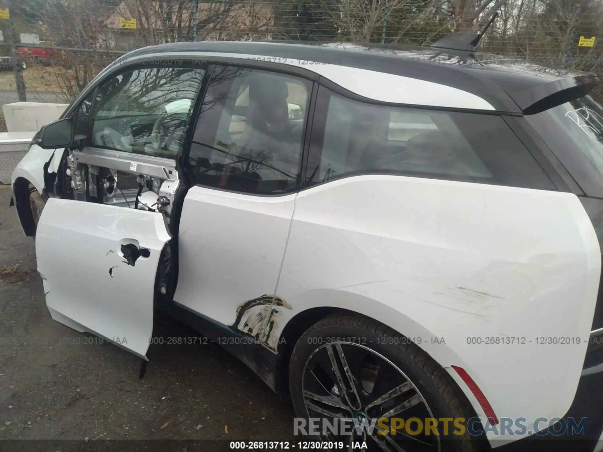 6 Photograph of a damaged car WBY8P4C50K7E48523 BMW I3 2019