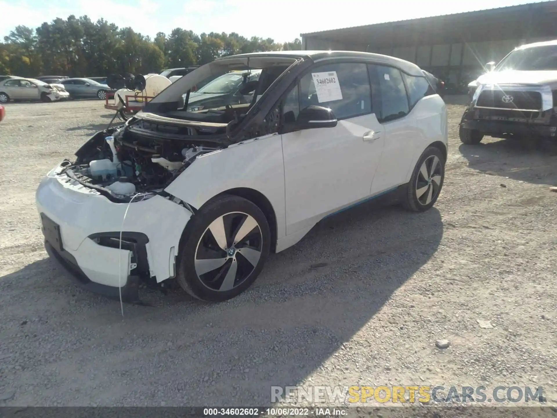 2 Фотография поврежденного автомобиля WBY8P4C52K7D98336 BMW I3 2019