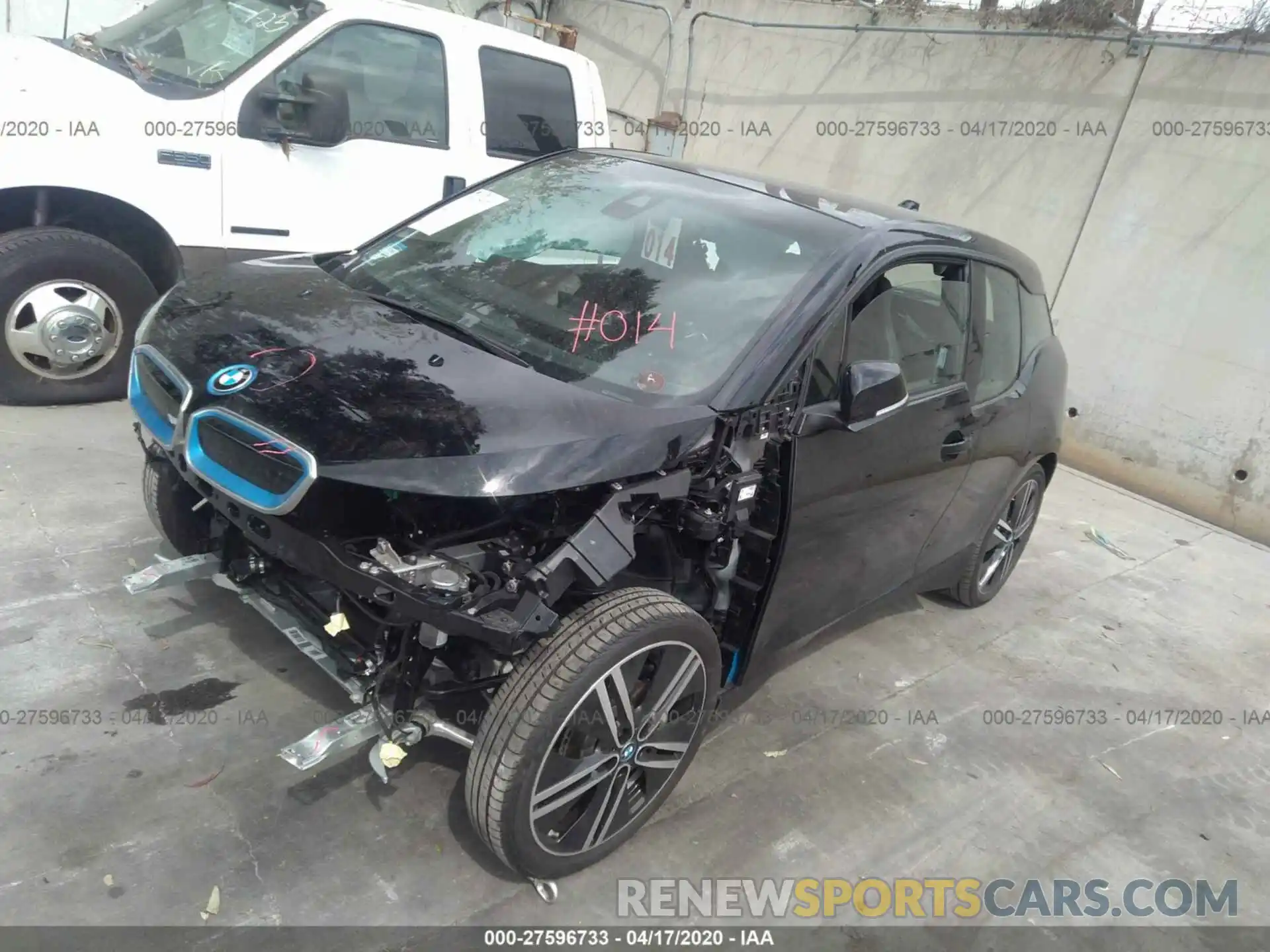 2 Photograph of a damaged car WBY8P4C52K7D99521 BMW I3 2019
