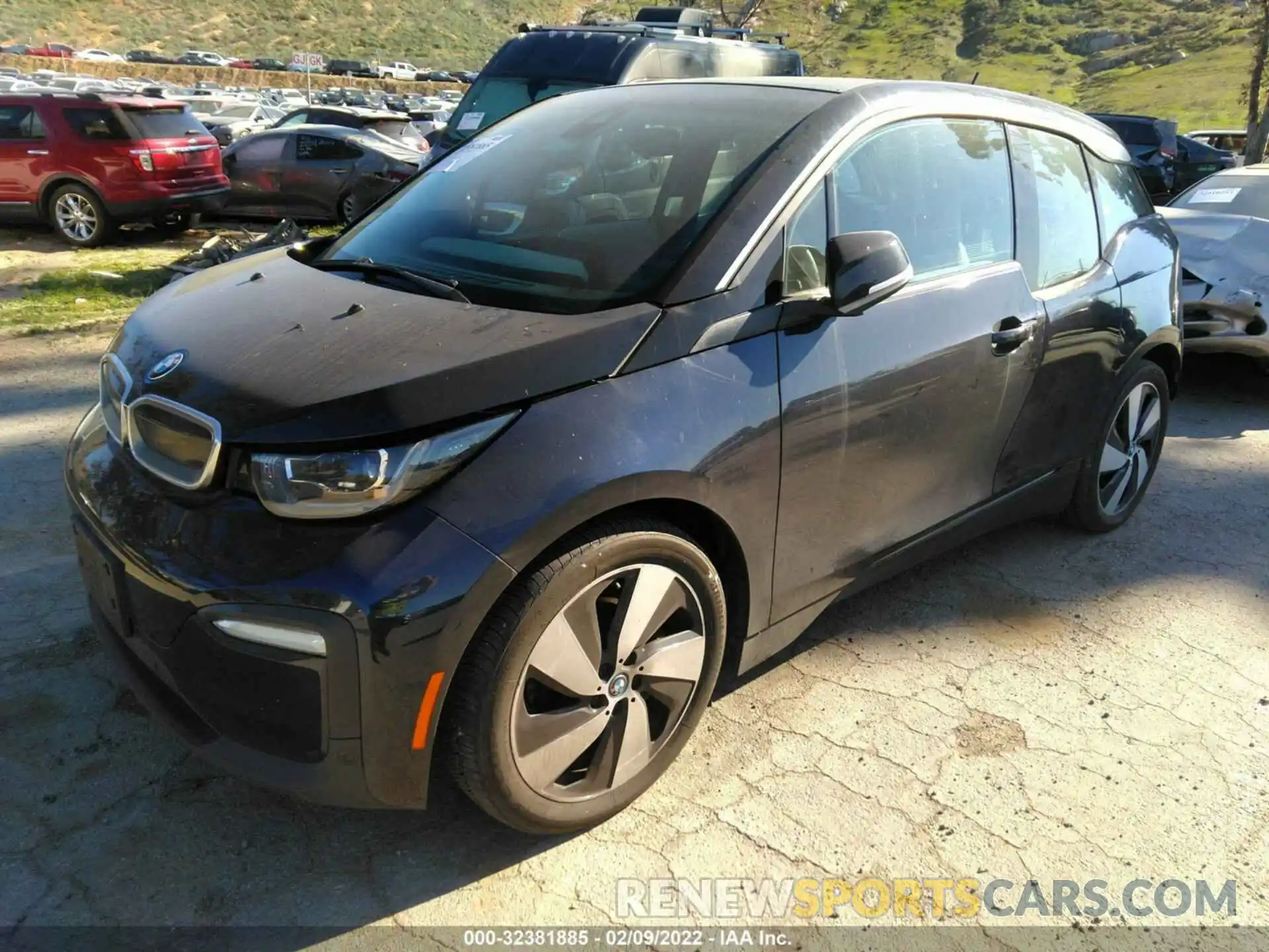 2 Photograph of a damaged car WBY8P4C52K7E22666 BMW I3 2019