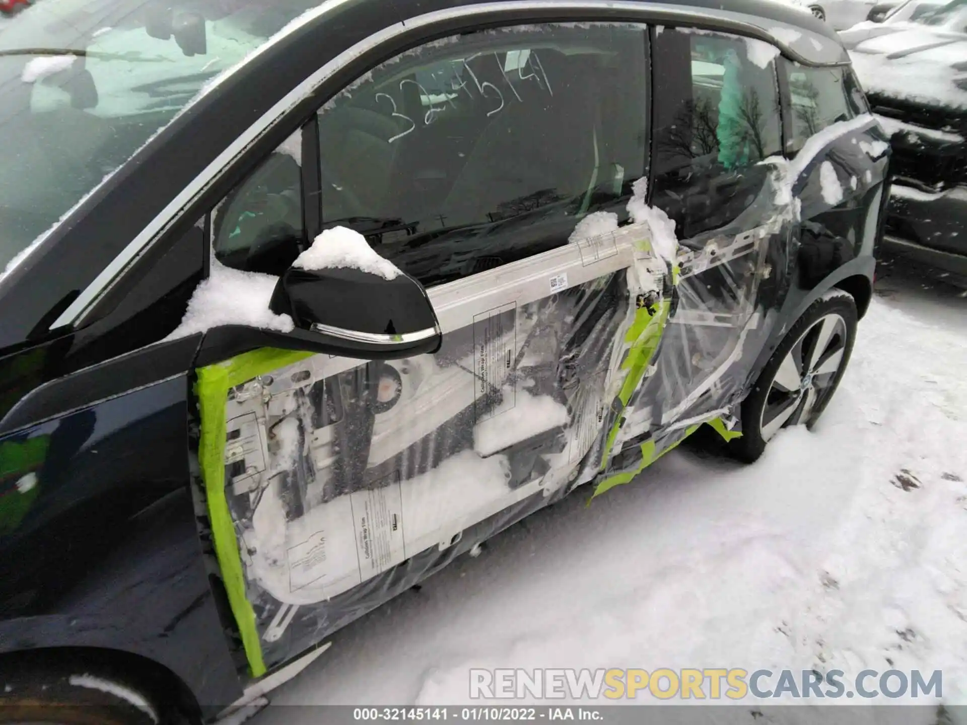 6 Photograph of a damaged car WBY8P4C54K7E47889 BMW I3 2019