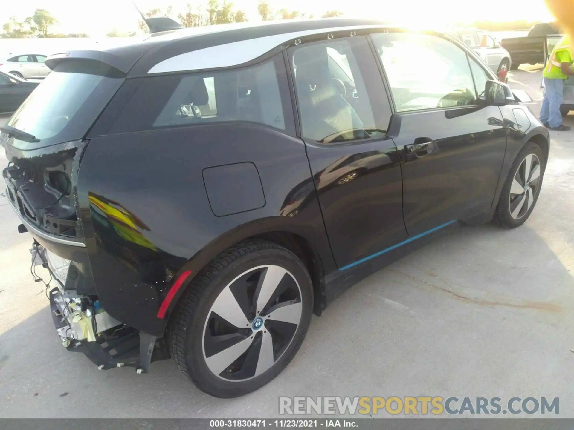 4 Photograph of a damaged car WBY8P4C54K7E53837 BMW I3 2019