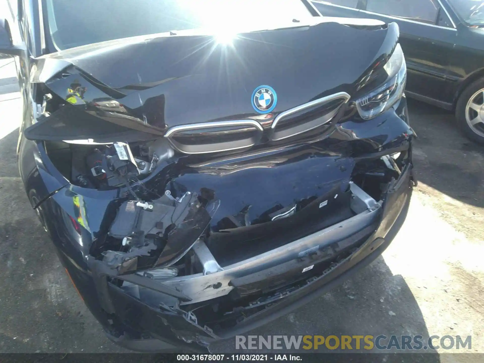 6 Photograph of a damaged car WBY8P4C55K7E58433 BMW I3 2019