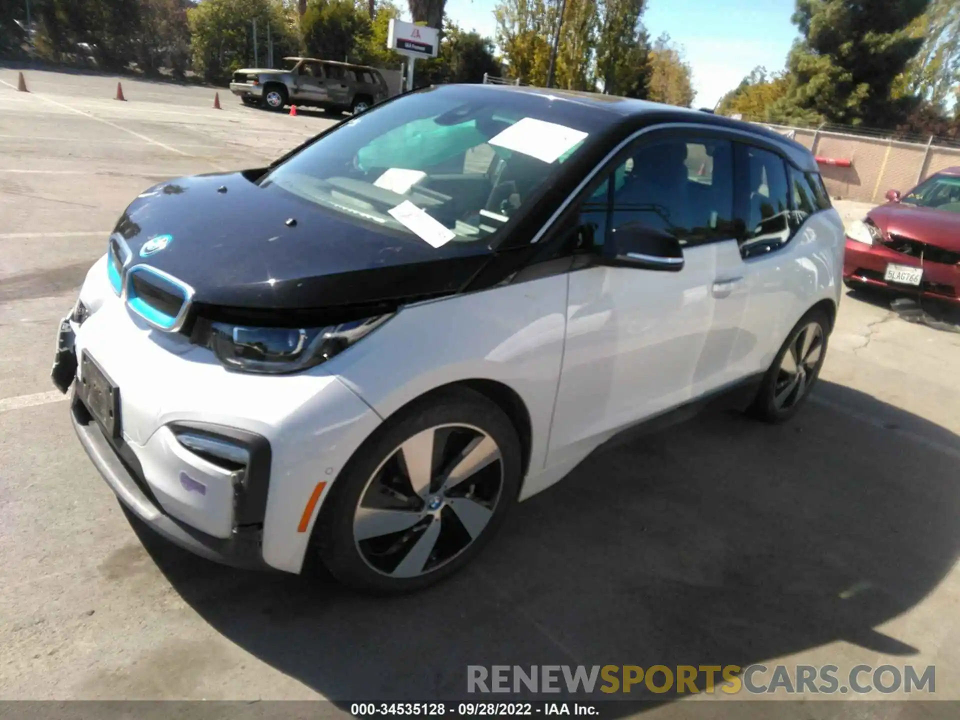 2 Photograph of a damaged car WBY8P4C56K7D07410 BMW I3 2019