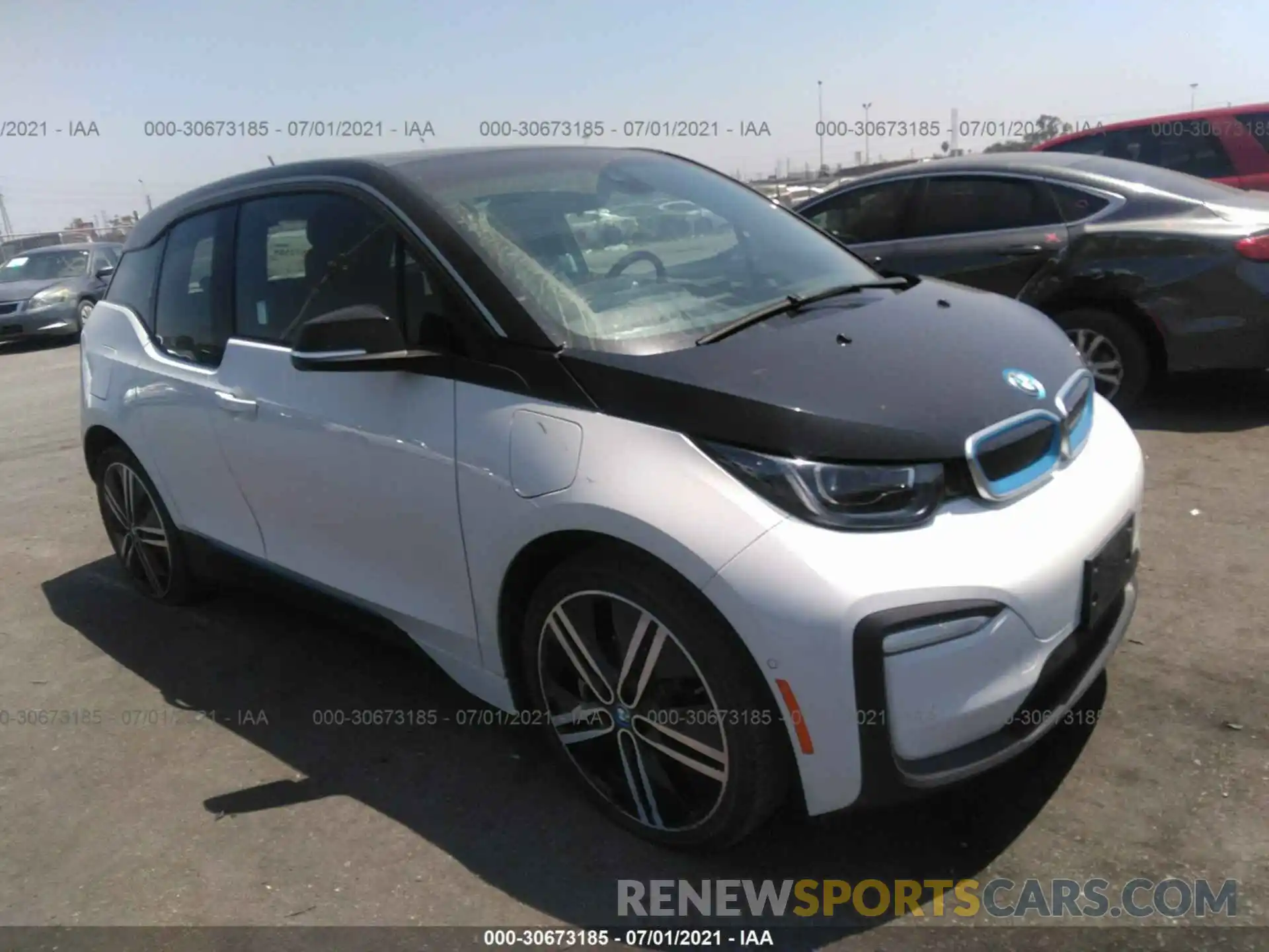 1 Photograph of a damaged car WBY8P4C56K7E23867 BMW I3 2019