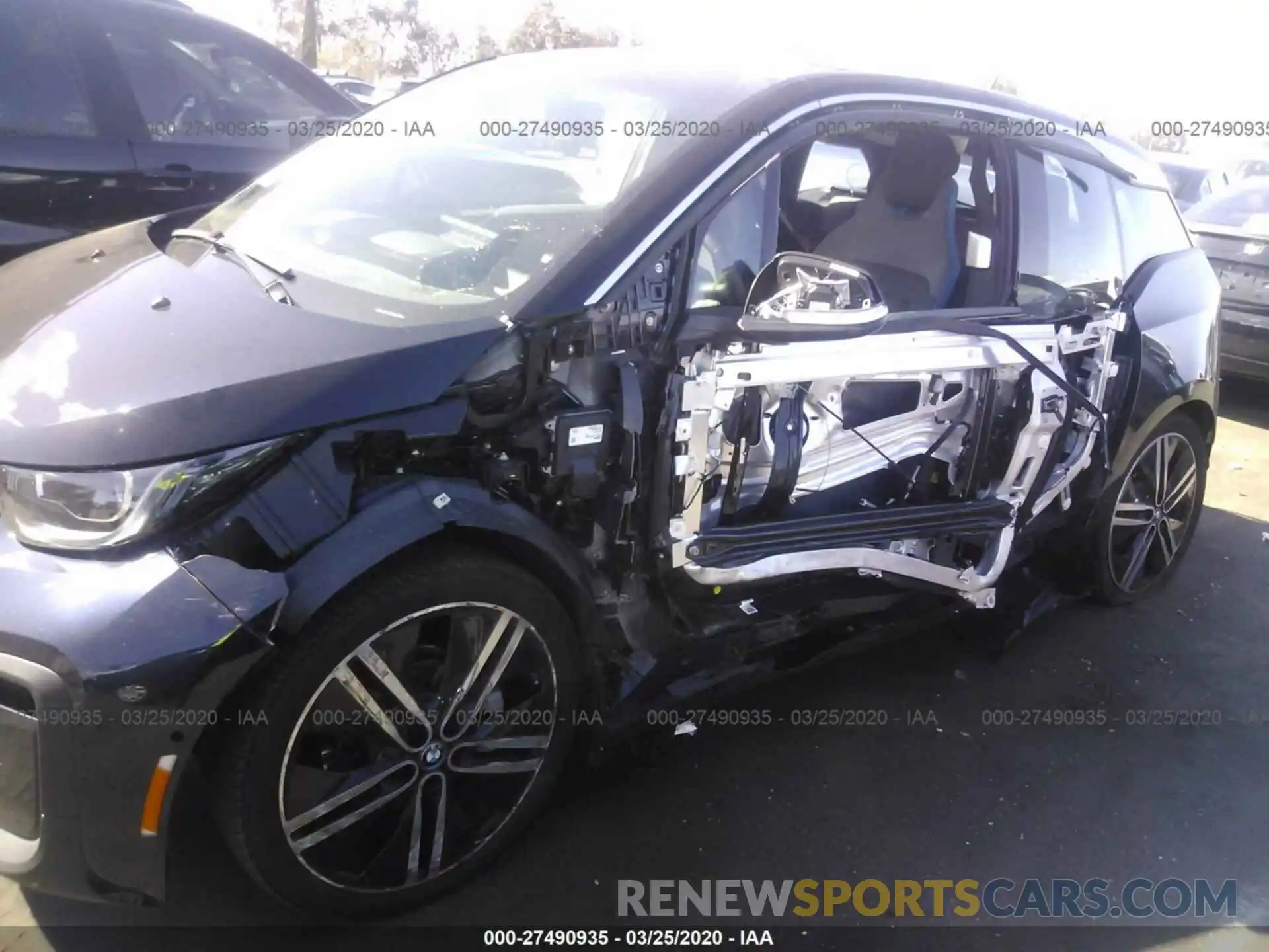 6 Photograph of a damaged car WBY8P4C56K7E51345 BMW I3 2019