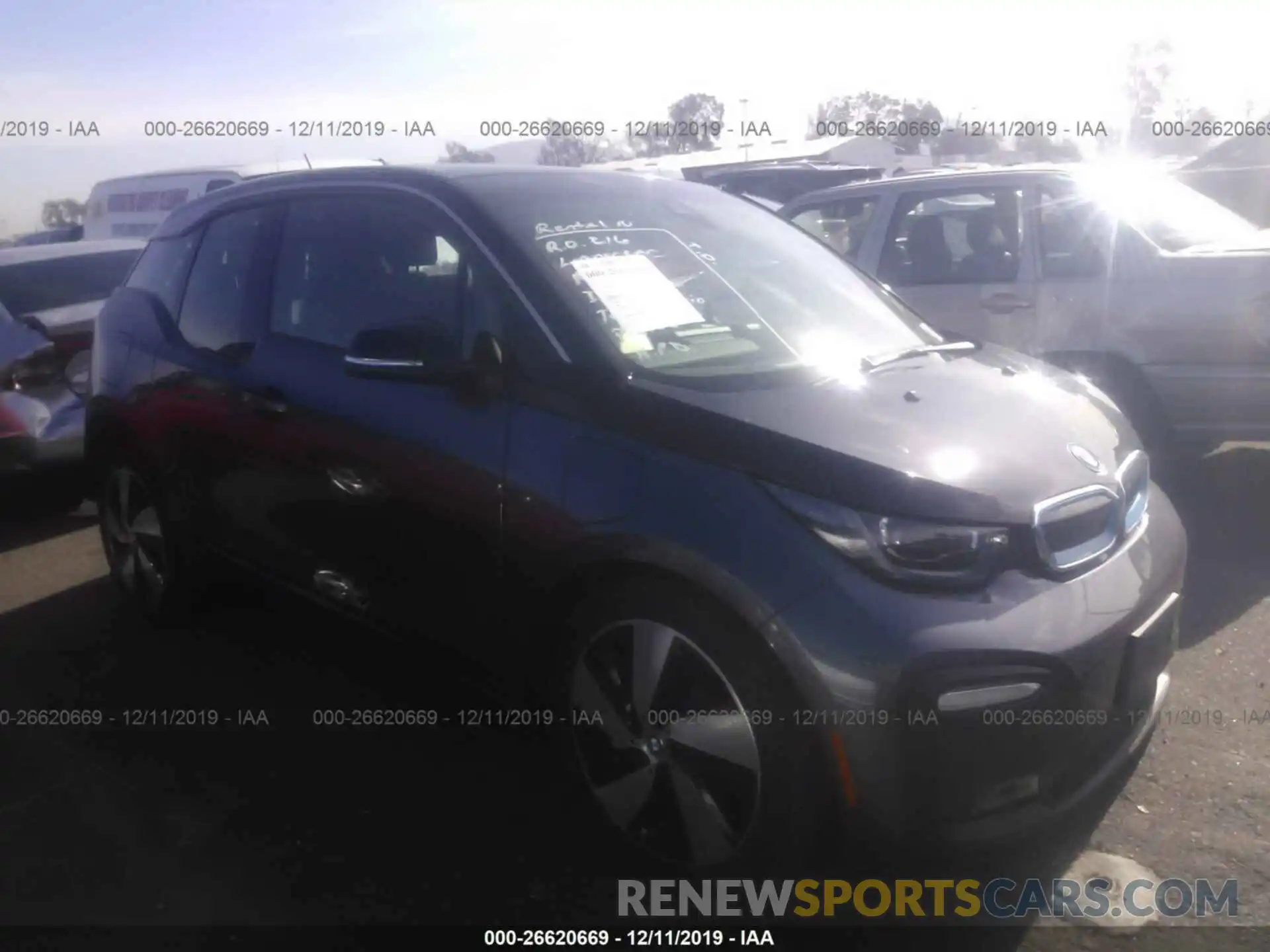 1 Photograph of a damaged car WBY8P4C58K7D81315 BMW I3 2019