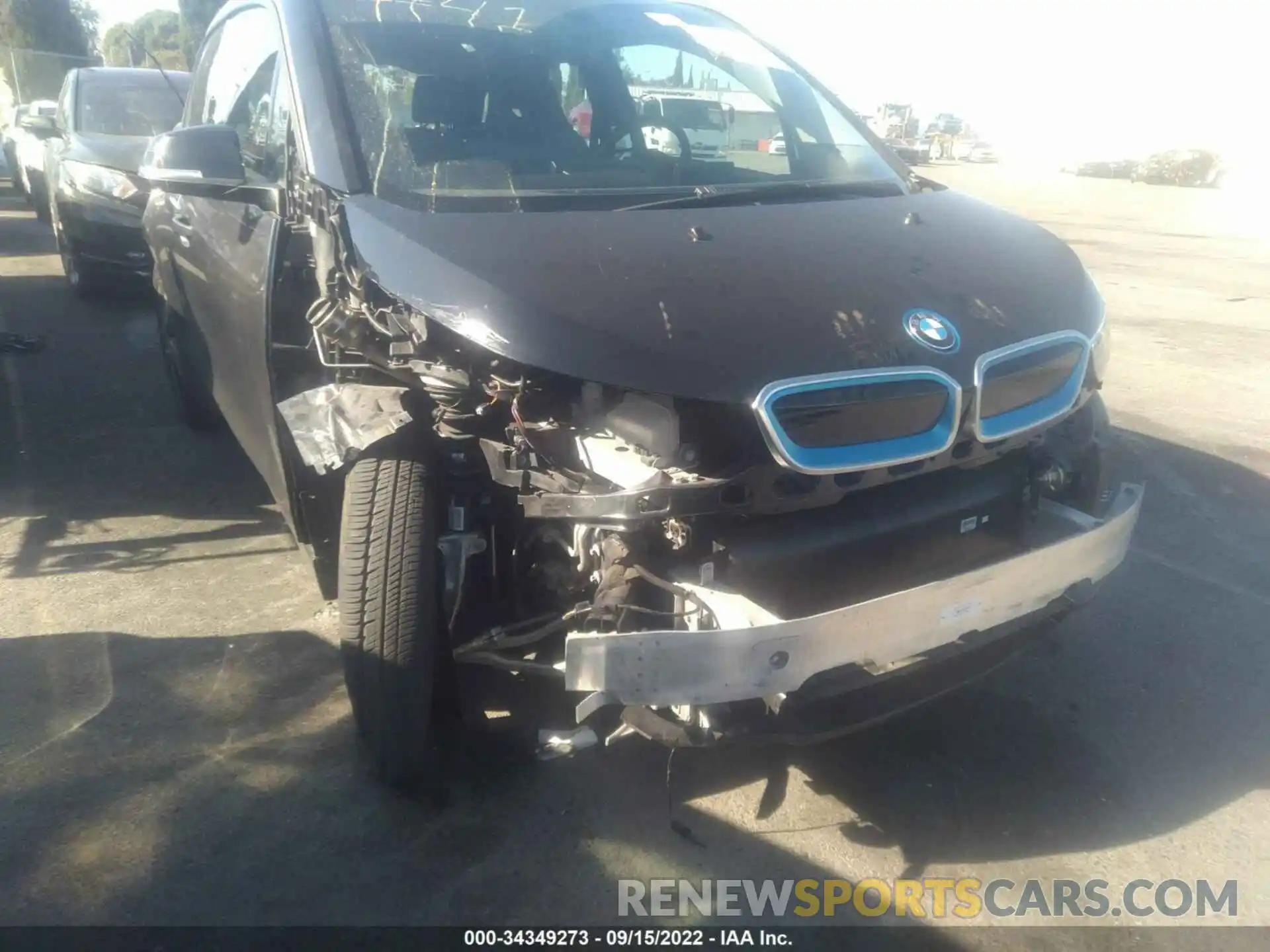 6 Photograph of a damaged car WBY8P4C59K7D36190 BMW I3 2019