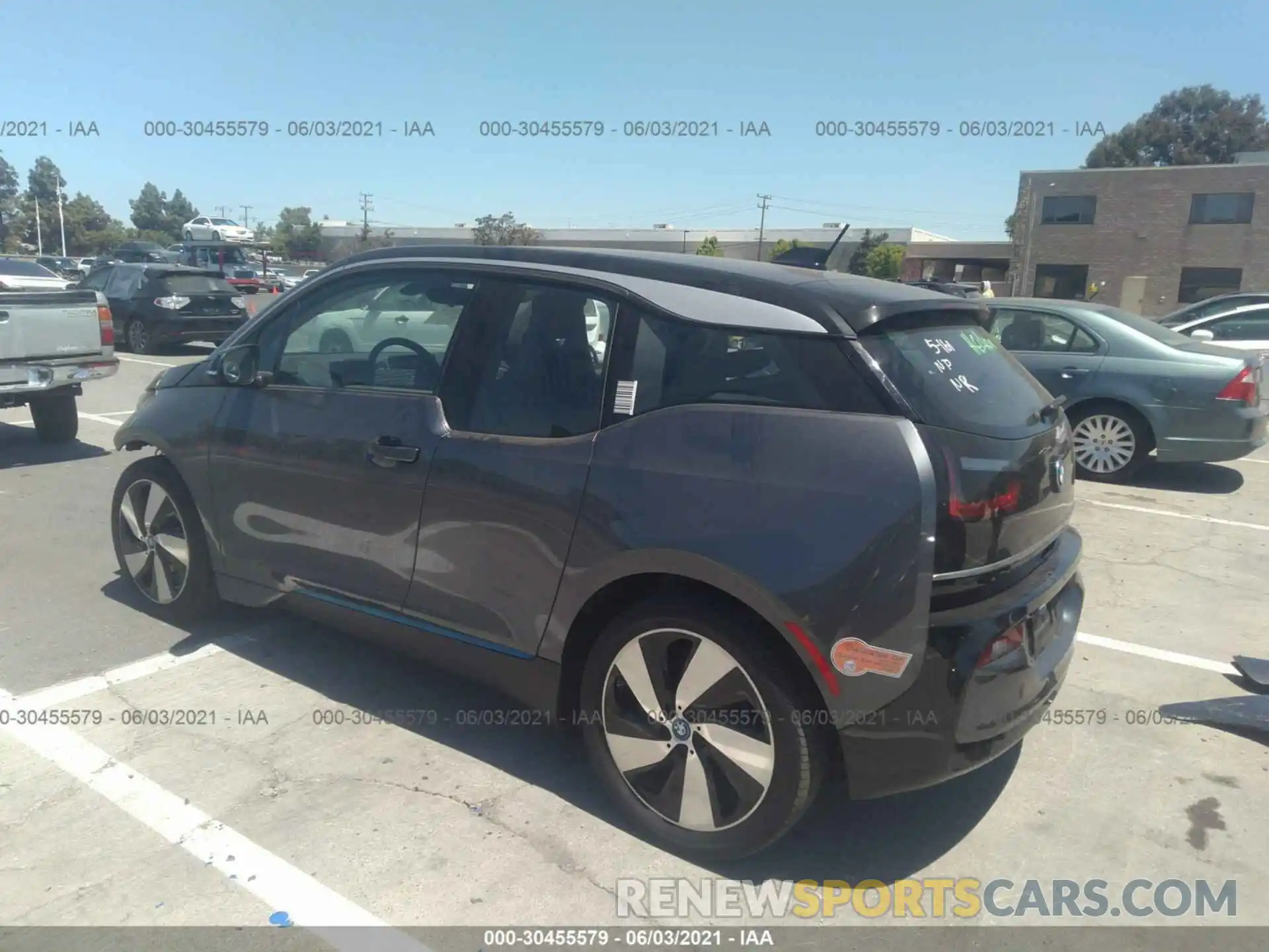 3 Photograph of a damaged car WBY8P4C5XK7E53891 BMW I3 2019