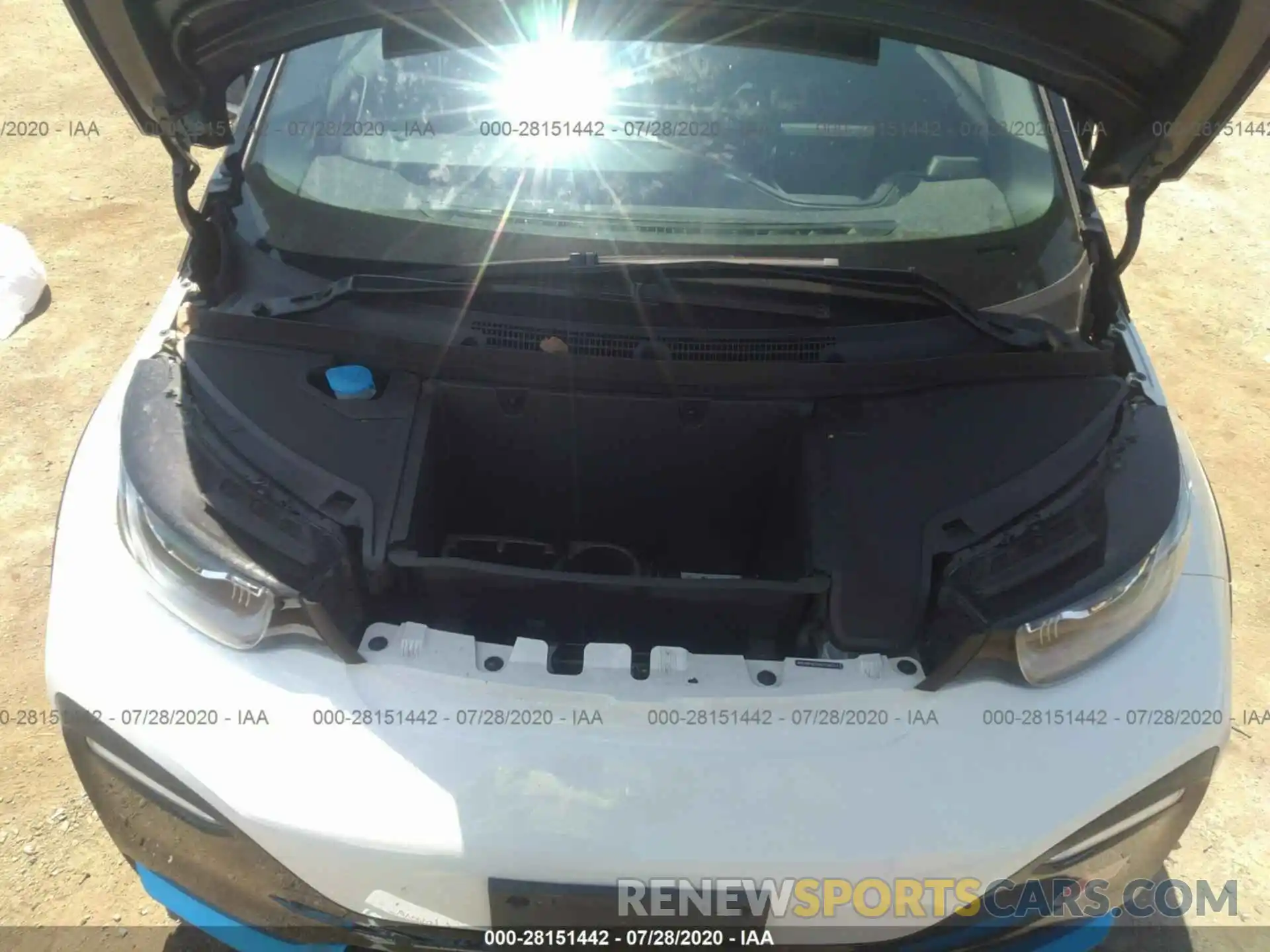 10 Photograph of a damaged car WBY8P6C55K7D06311 BMW I3 2019