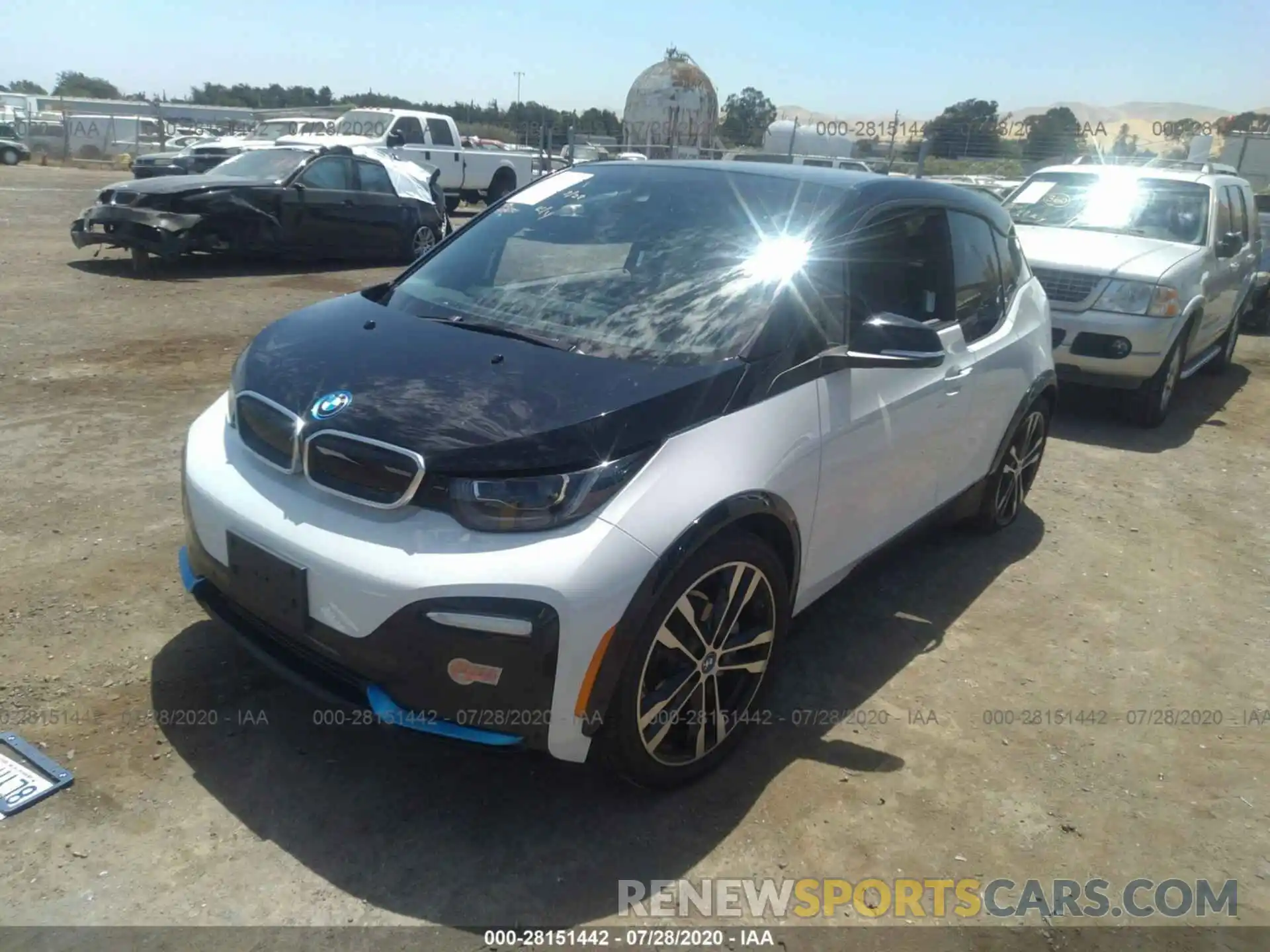 2 Фотография поврежденного автомобиля WBY8P6C55K7D06311 BMW I3 2019