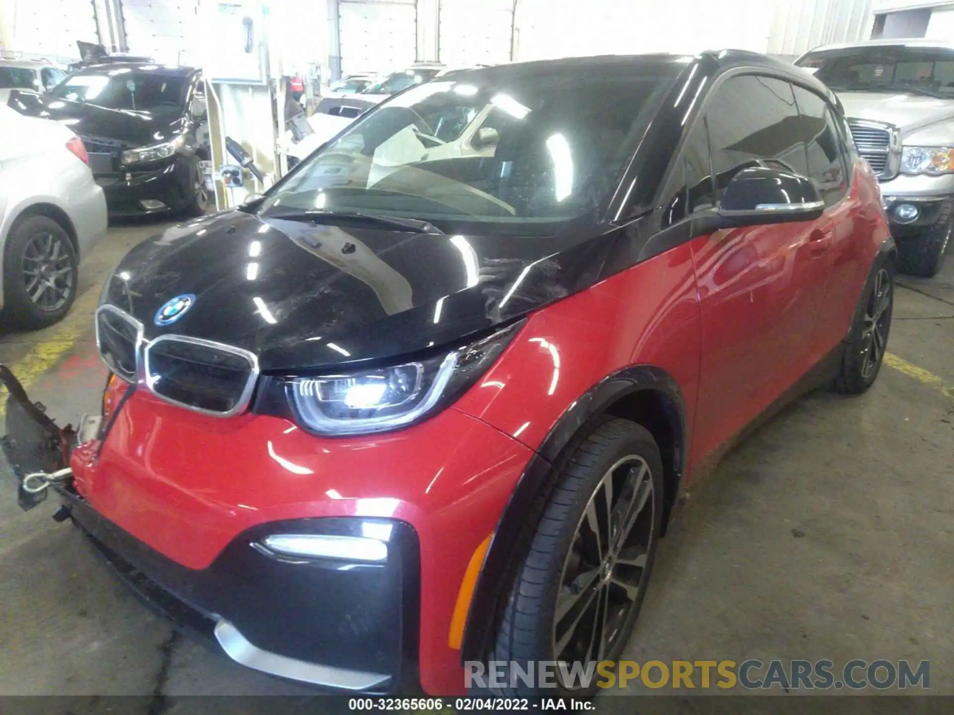 2 Photograph of a damaged car WBY8P8C50K7D21102 BMW I3 2019