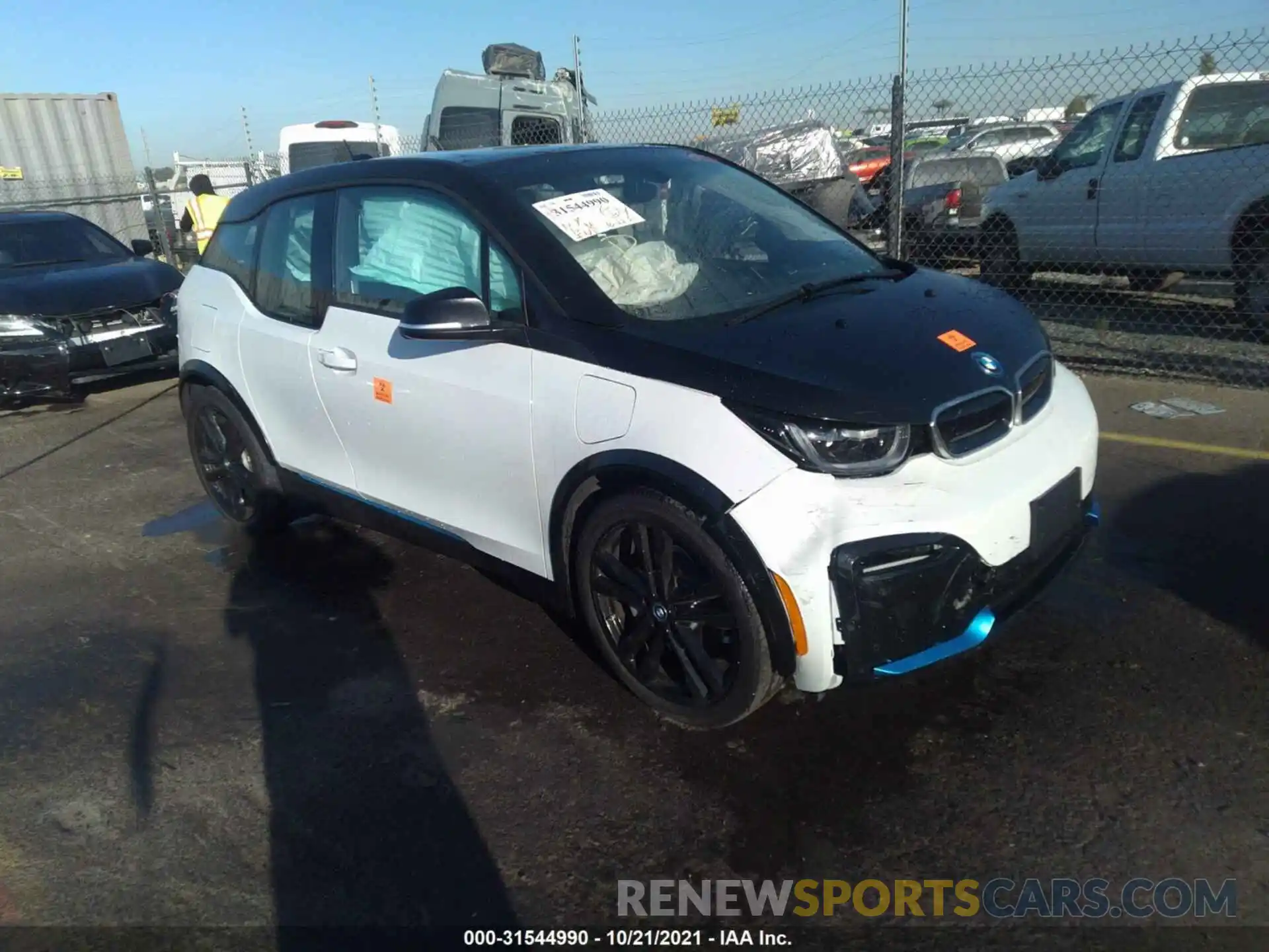 1 Photograph of a damaged car WBY8P8C50K7D24632 BMW I3 2019