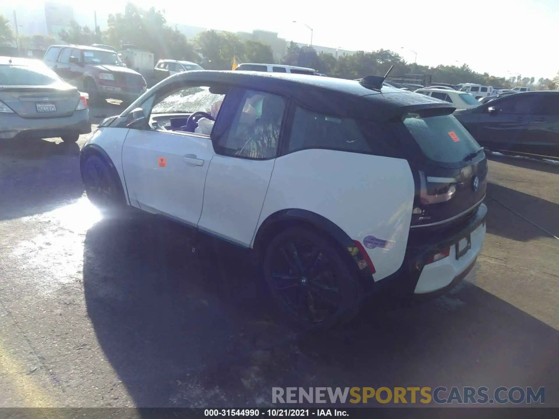 3 Photograph of a damaged car WBY8P8C50K7D24632 BMW I3 2019