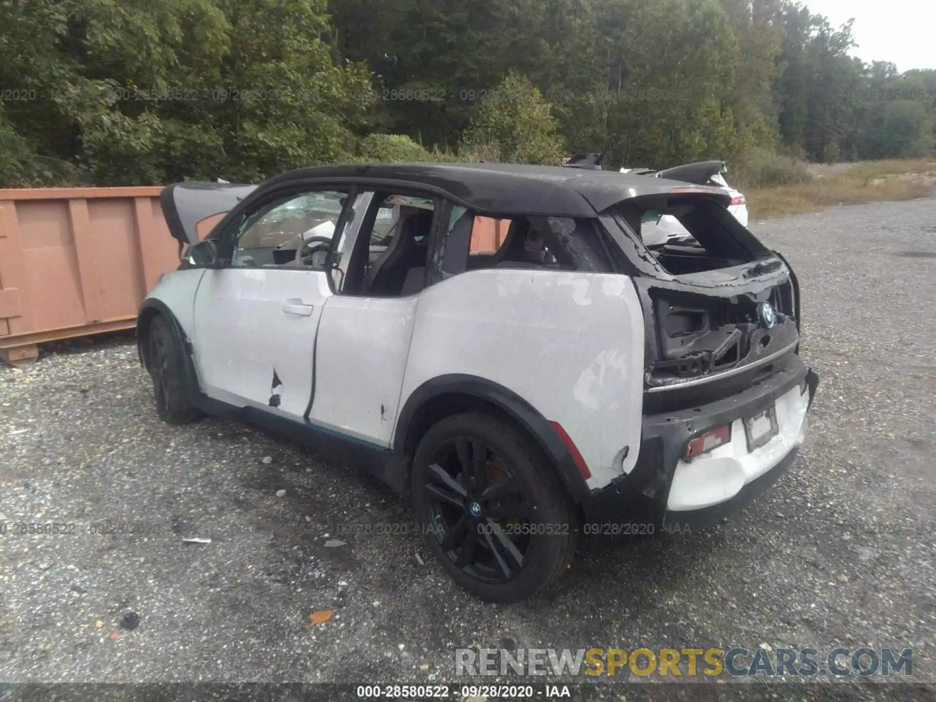 3 Photograph of a damaged car WBY8P8C52K7E86004 BMW I3 2019