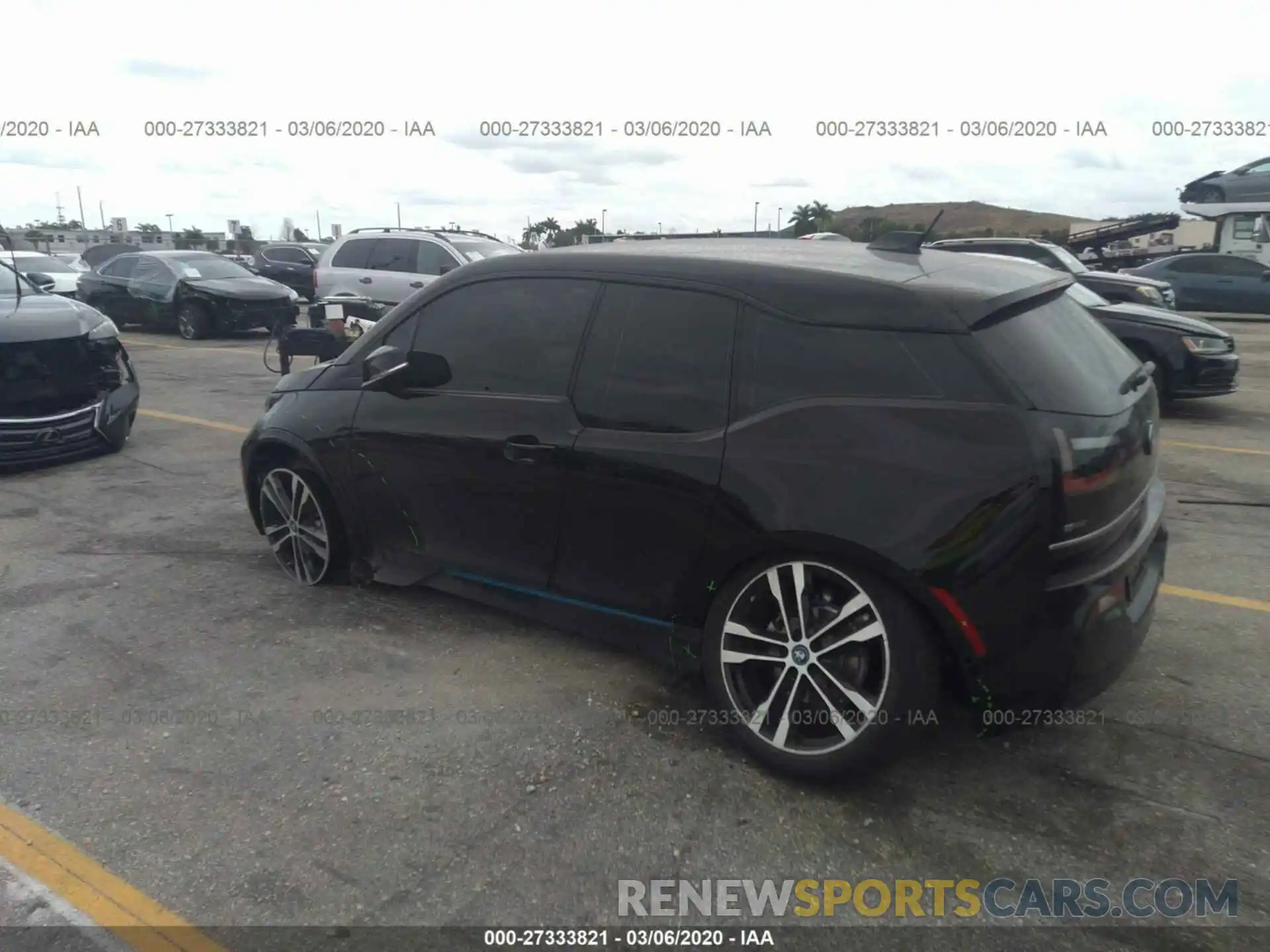 3 Photograph of a damaged car WBY8P8C56KVD35288 BMW I3 2019