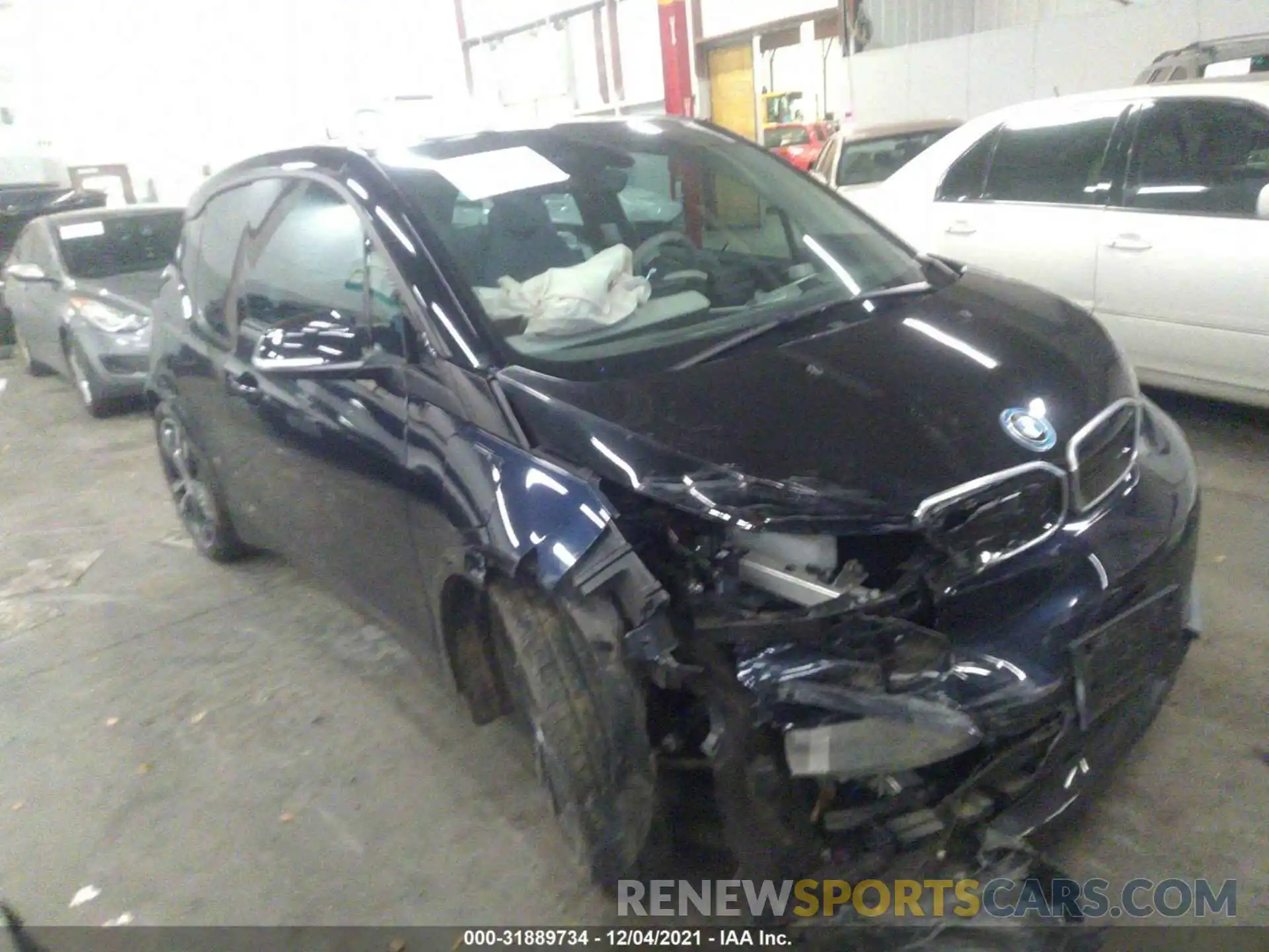 1 Photograph of a damaged car WBY8P8C58K7D14088 BMW I3 2019