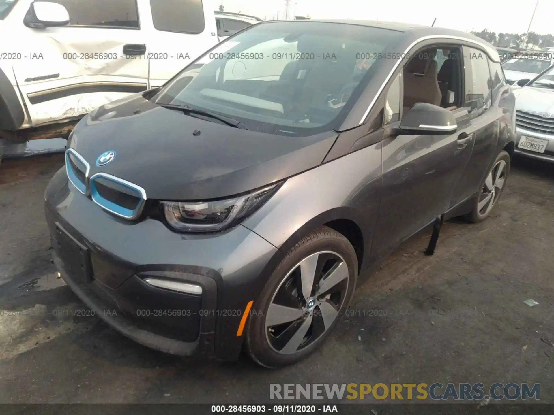 2 Photograph of a damaged car WBY8P4C06L7G06613 BMW I3 2020