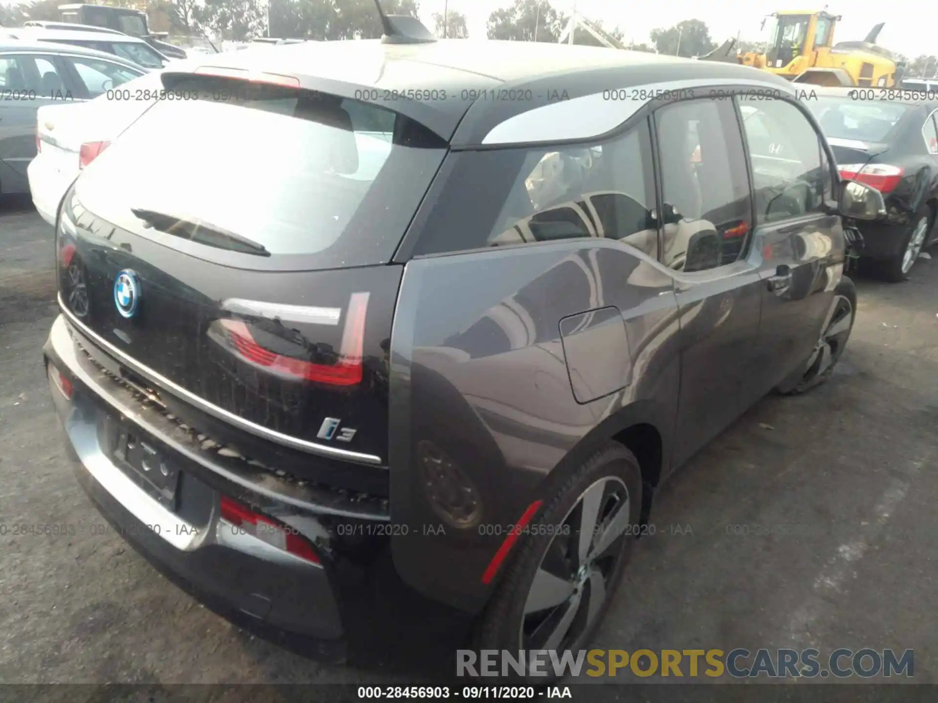 4 Photograph of a damaged car WBY8P4C06L7G06613 BMW I3 2020